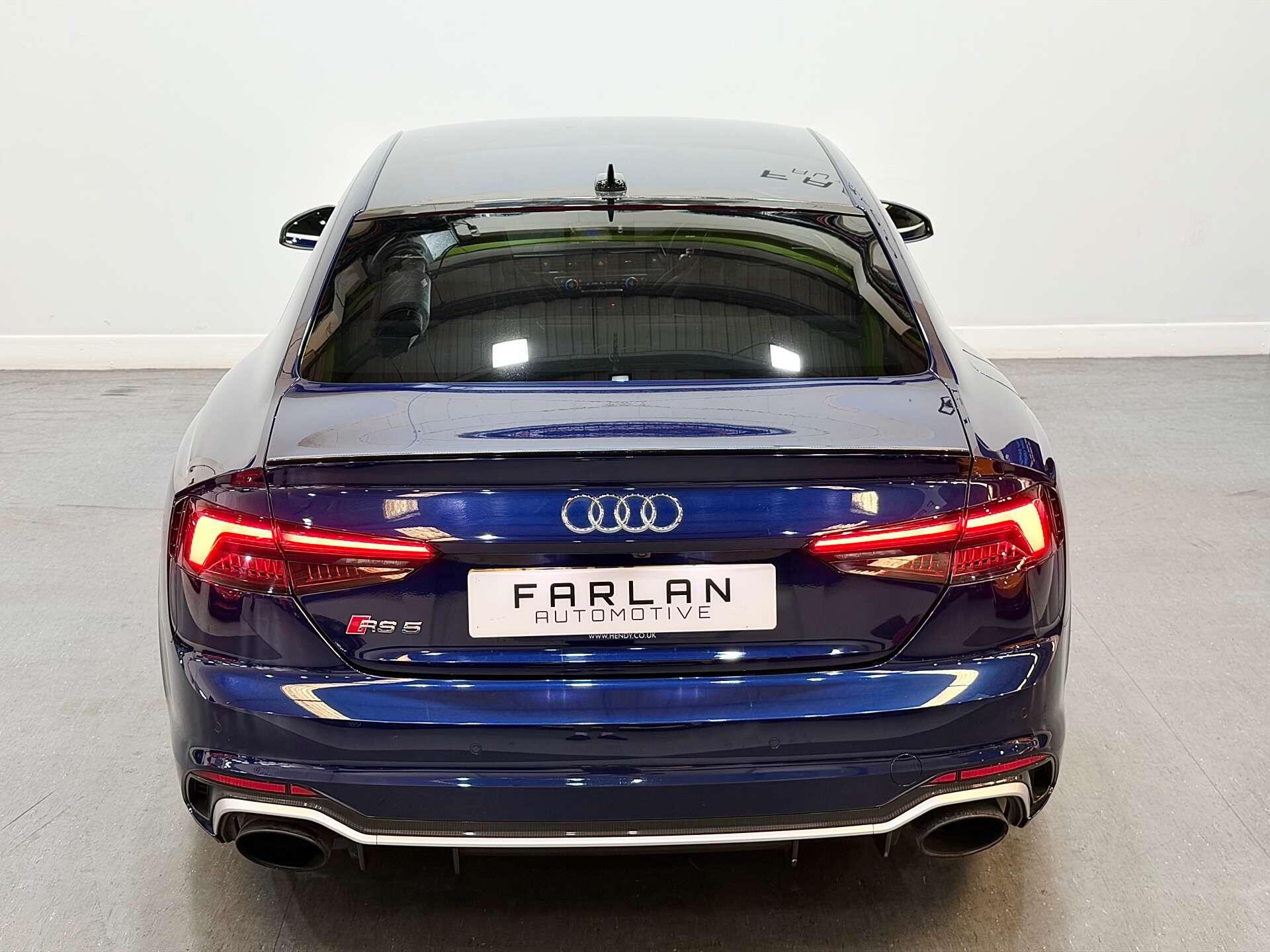 Audi RS5 view 21