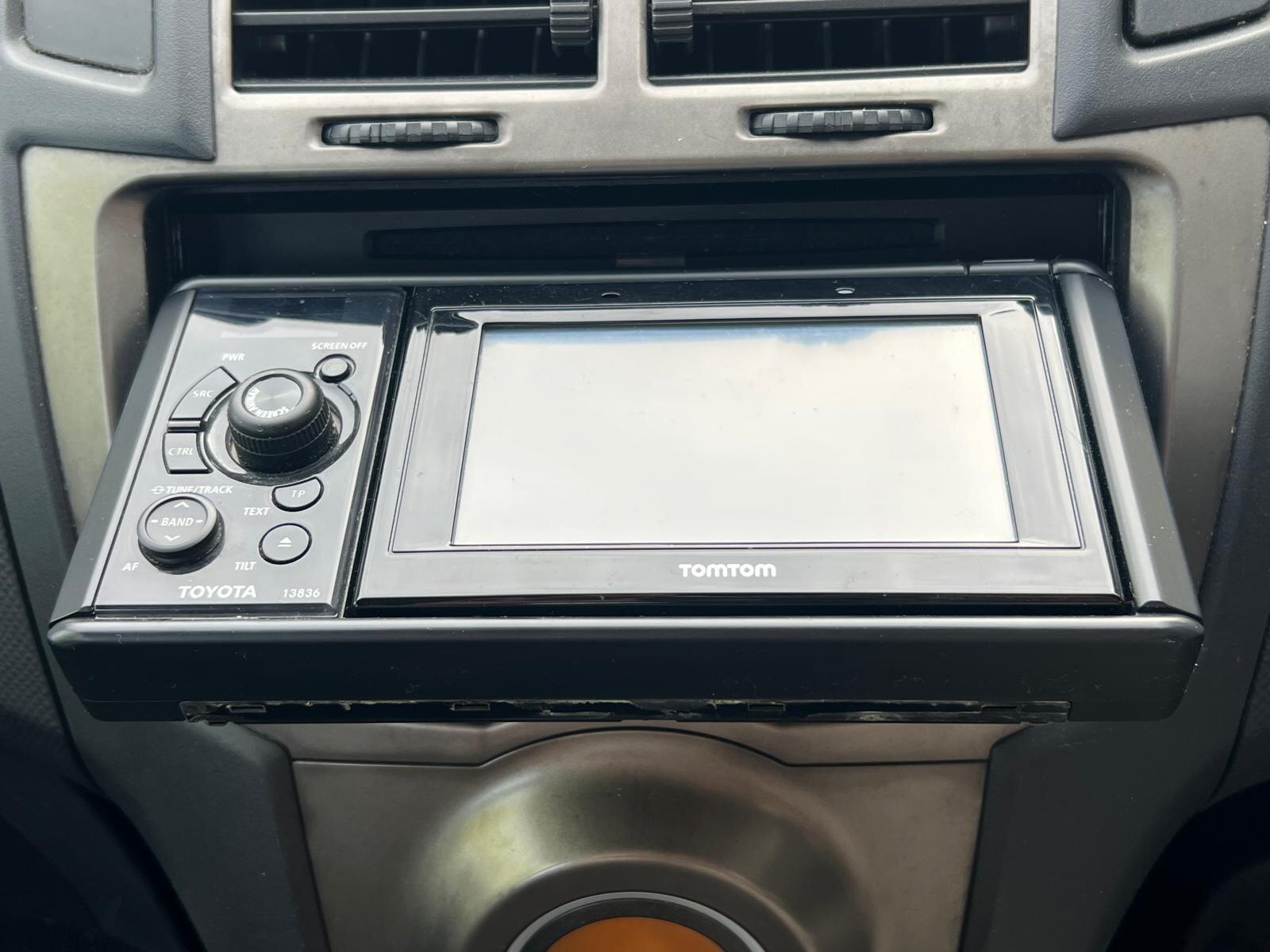 Toyota Yaris view 28