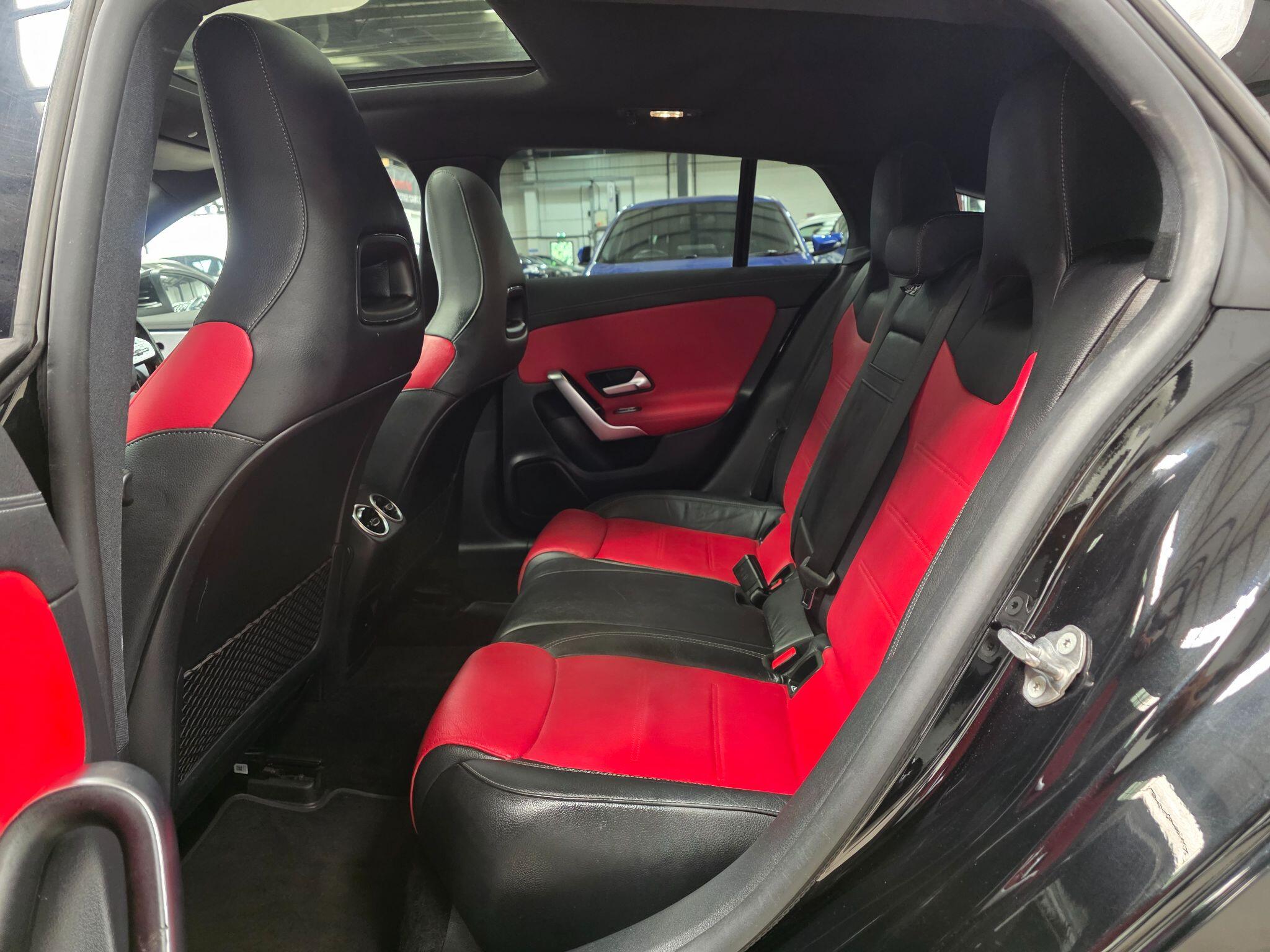 Mercedes-Benz Cla view 27