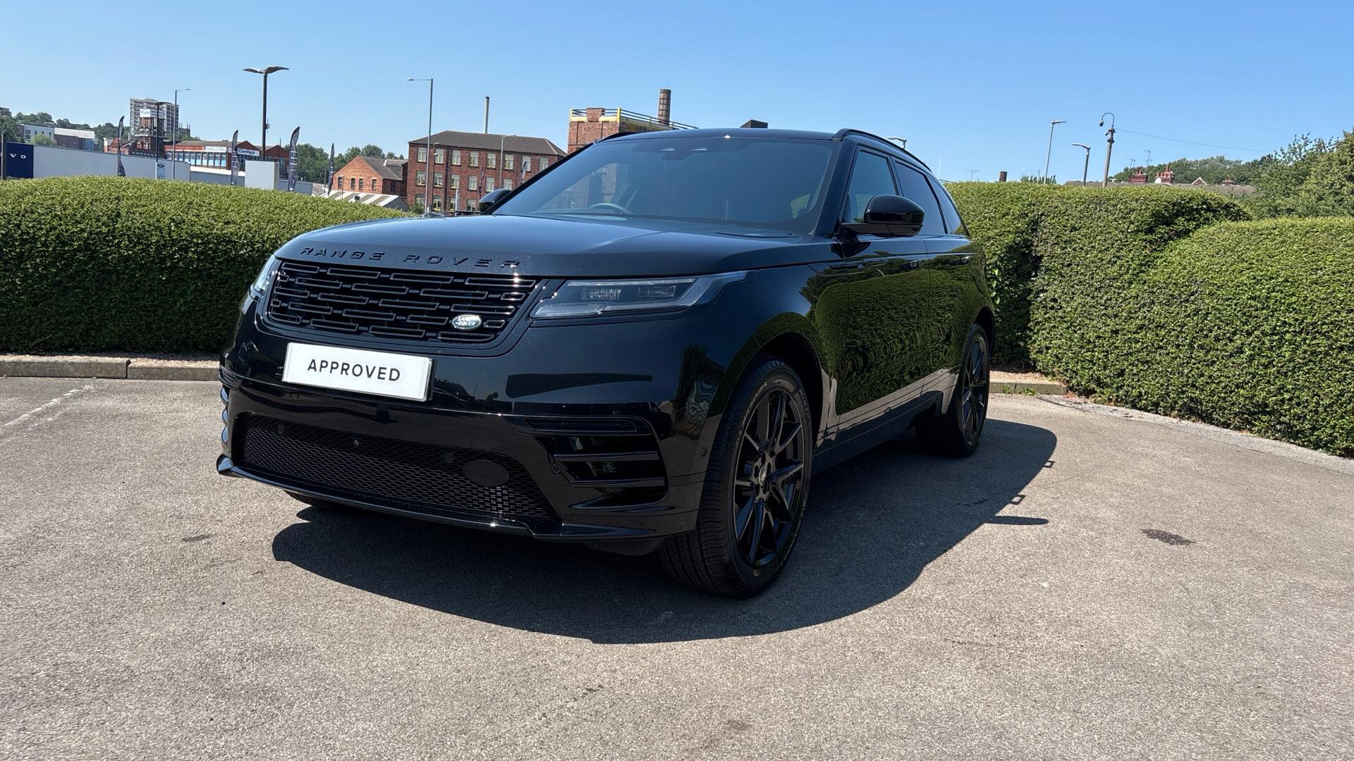 Land Rover Range Rover Velar view 43