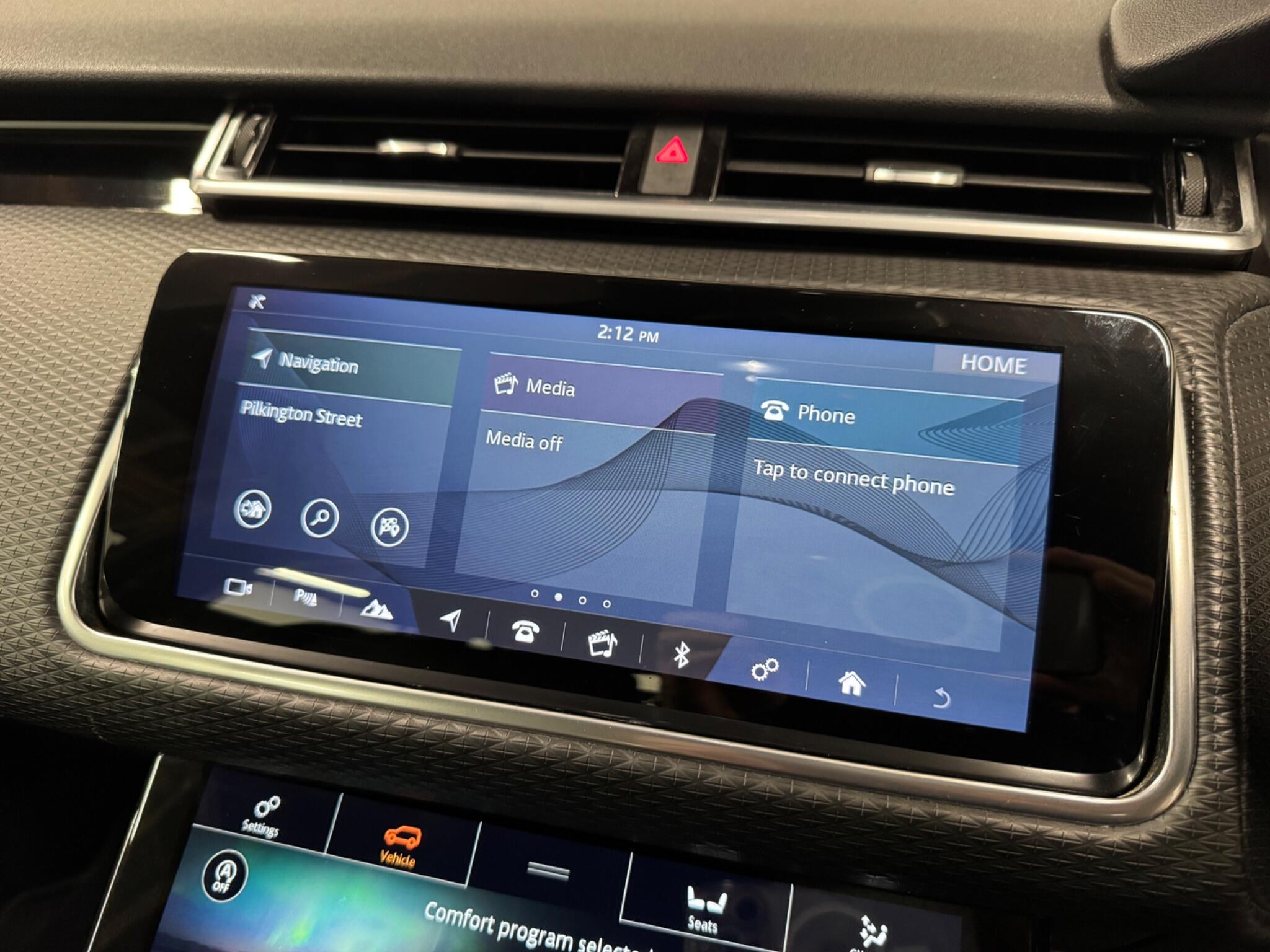 Land Rover Range Rover Velar view 16