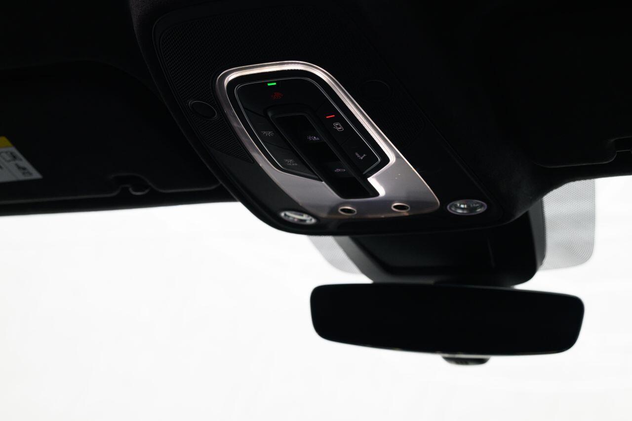 Lamborghini Urus view 41