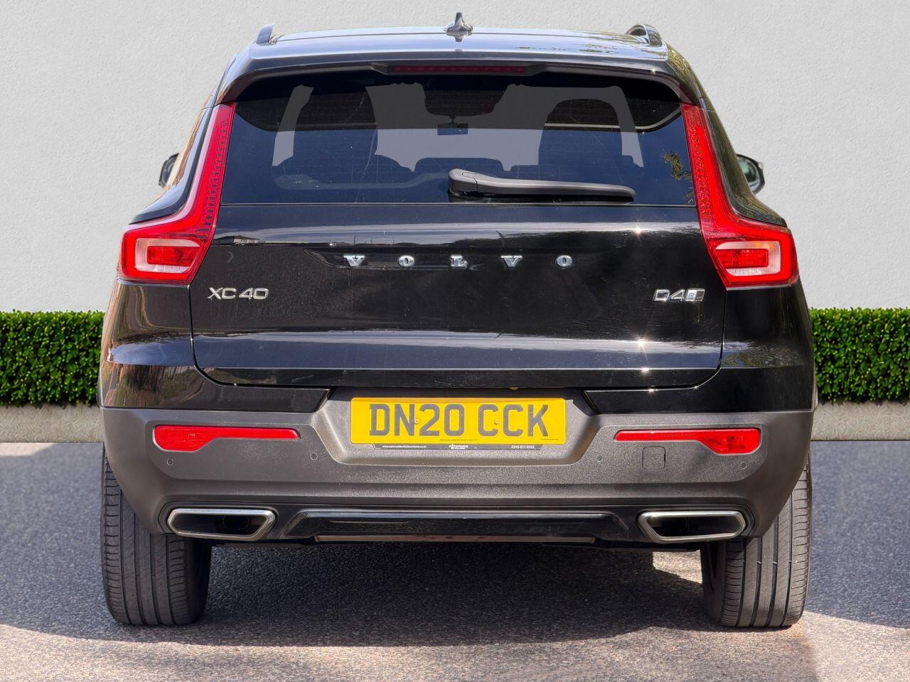 Volvo XC40 view 6