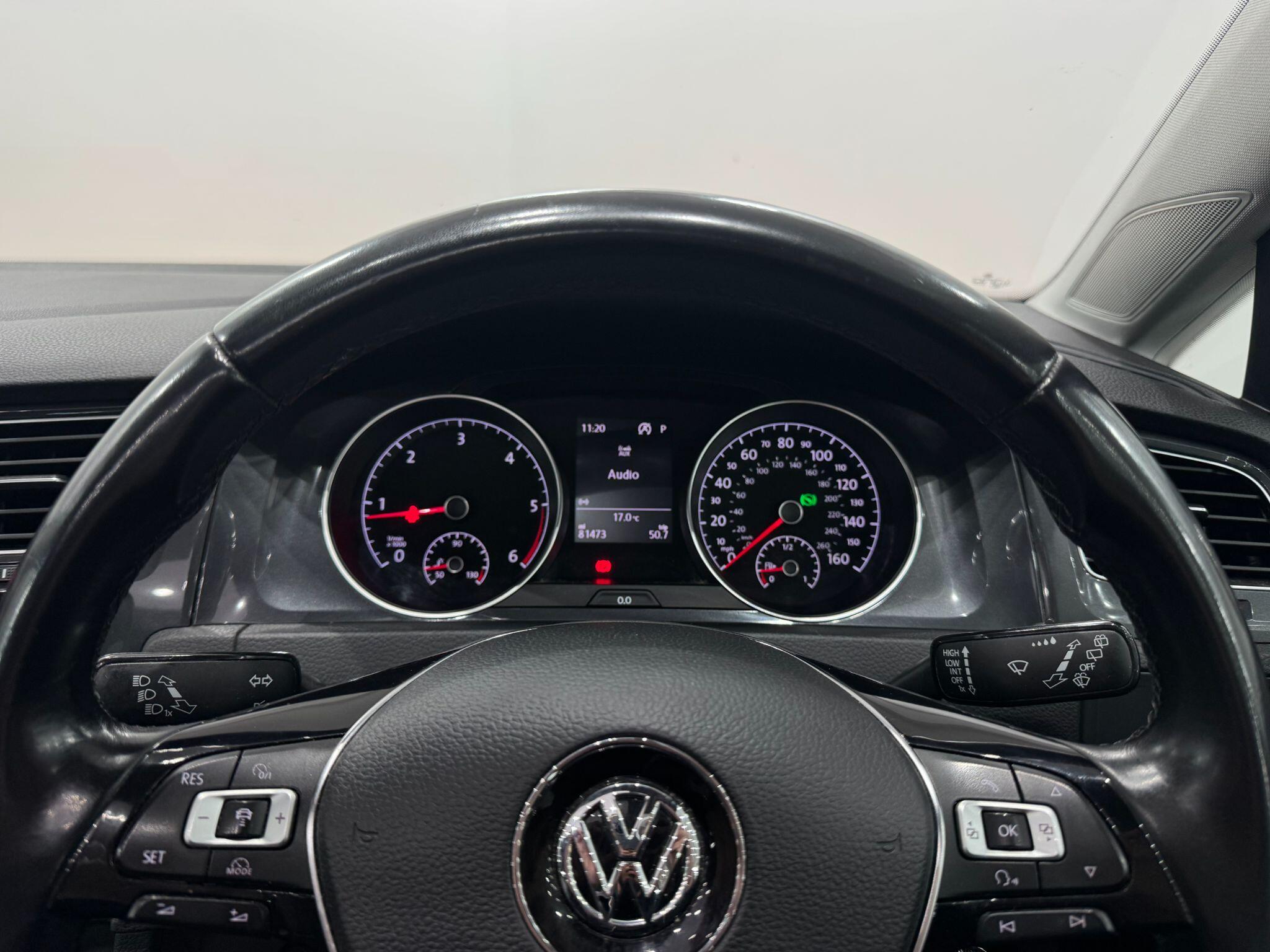 Volkswagen Golf view 33