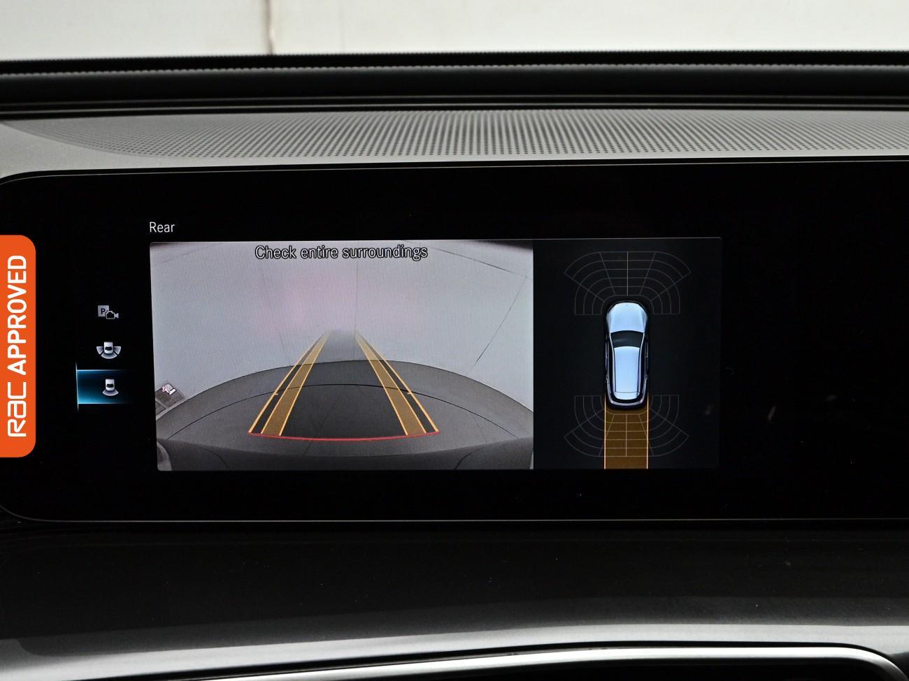 Mercedes-Benz Eqc view 24