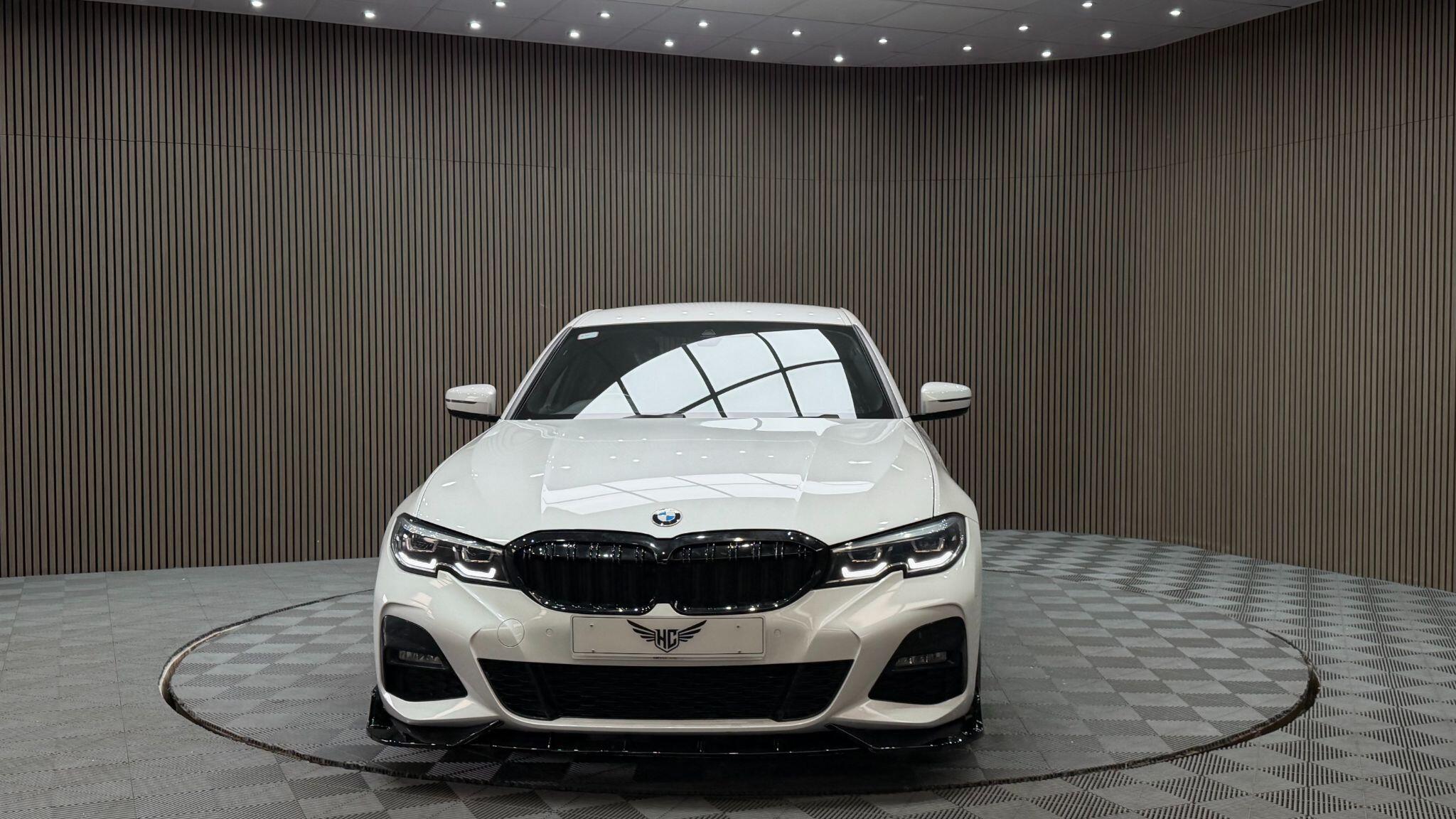 BMW 3 Series view 14