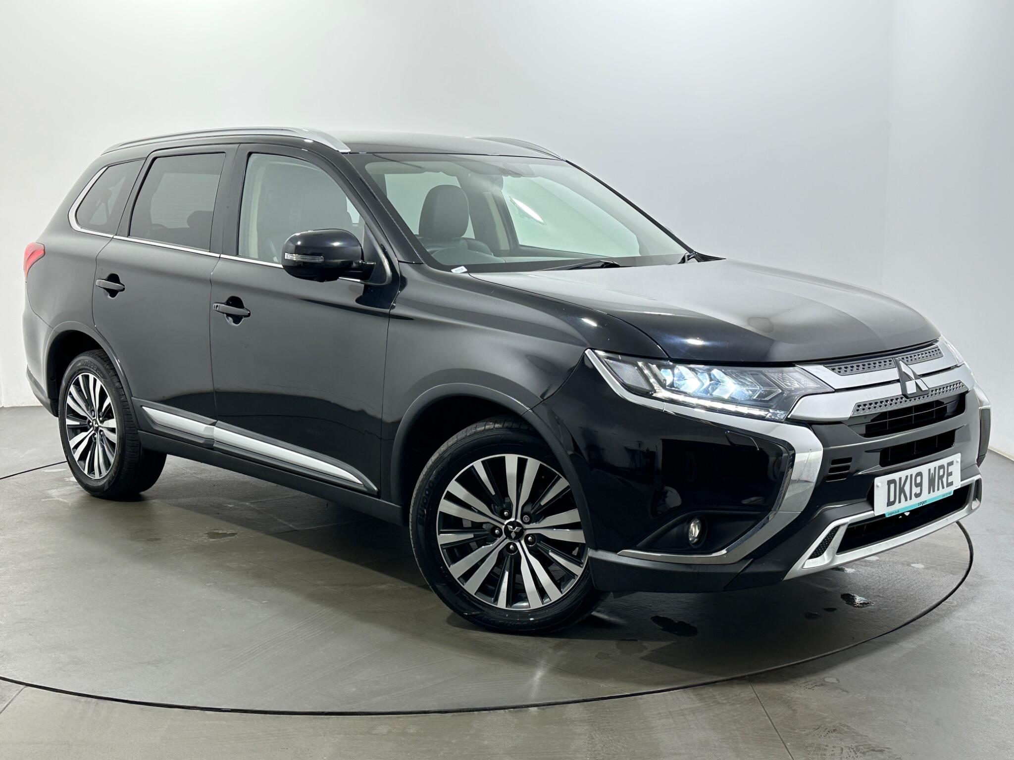 Mitsubishi Outlander view 56
