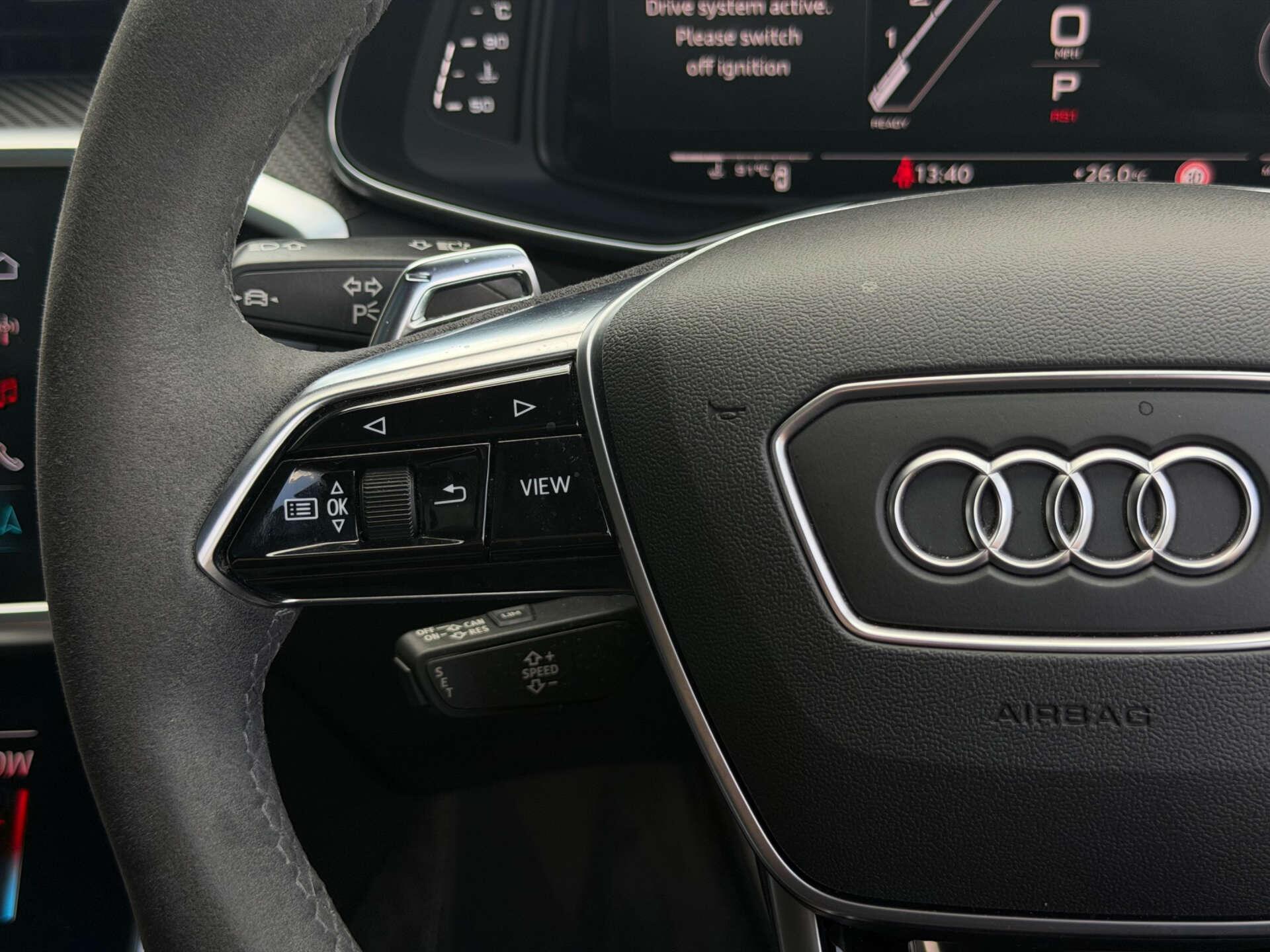 Audi RS6 Avant view 38