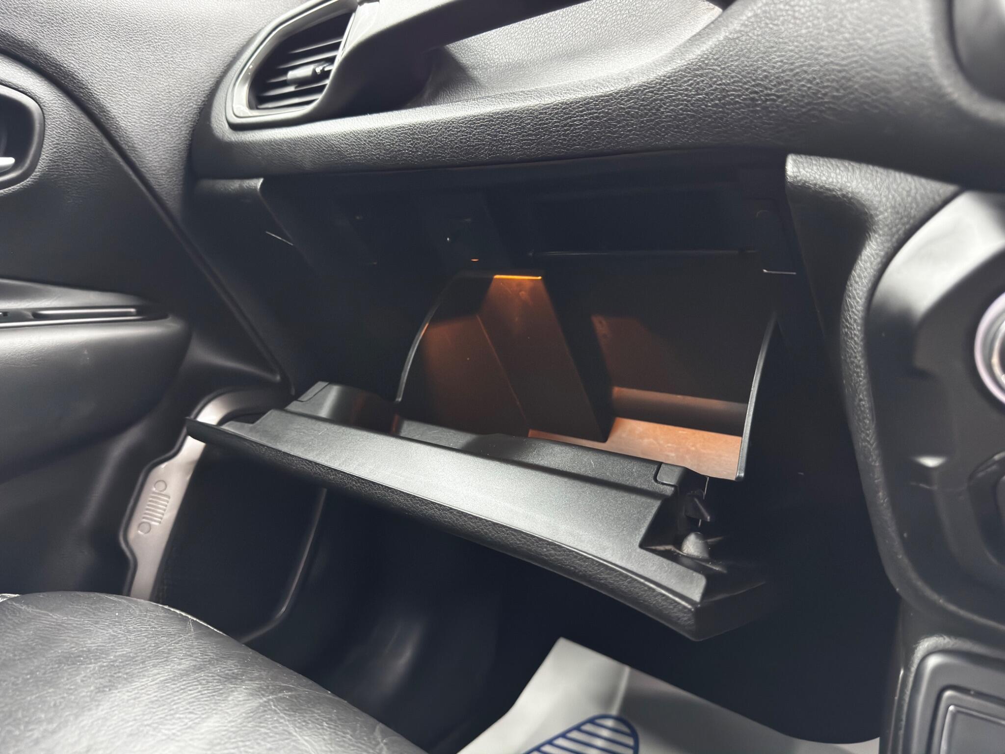 Jeep Renegade view 36