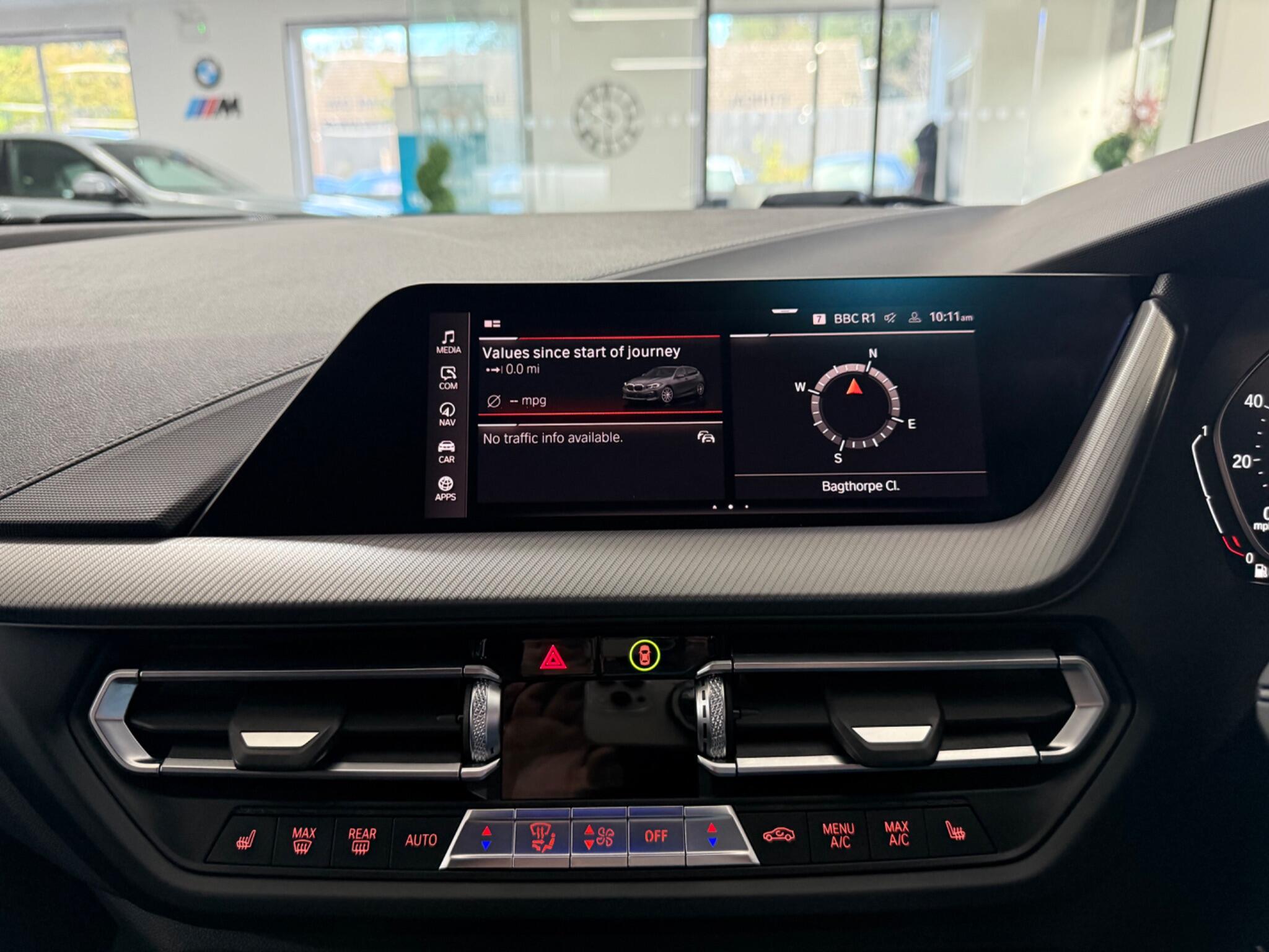 BMW 1 Series view 8