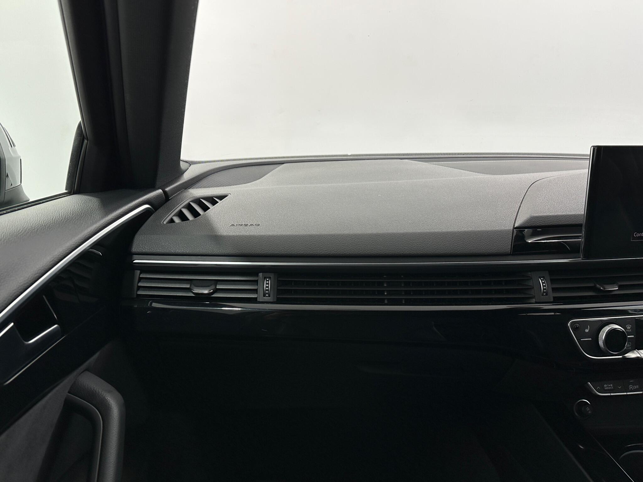 Audi A4 view 29