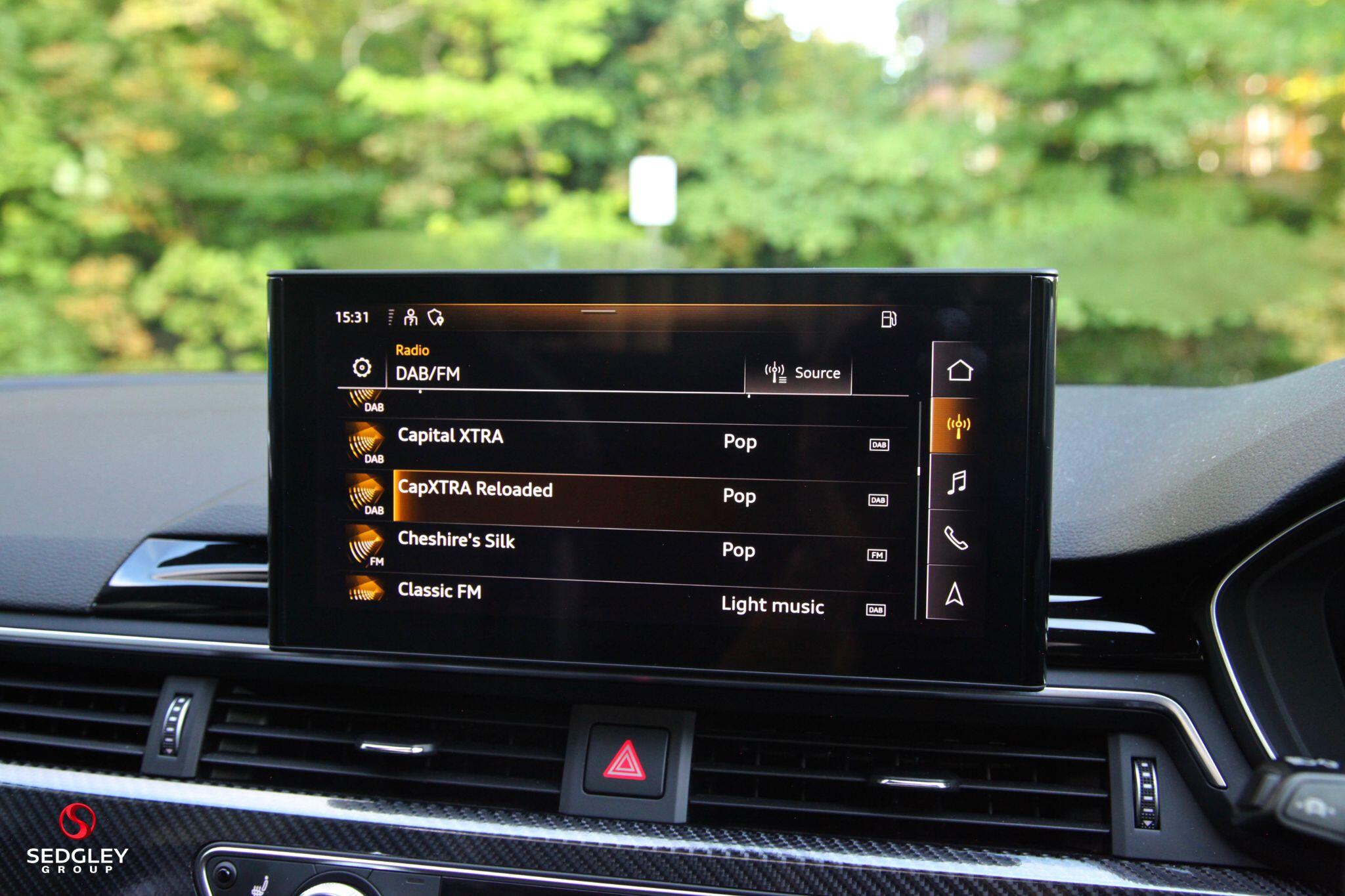 Audi S4 view 27