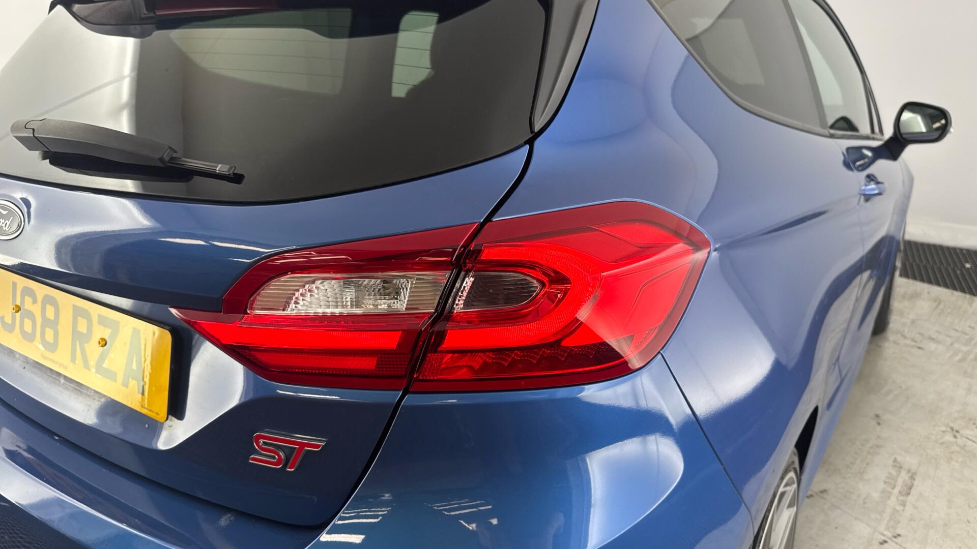 Ford Fiesta view 18