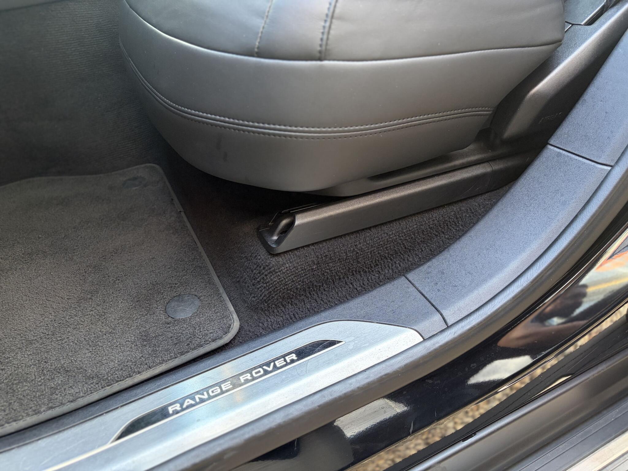 Land Rover Range Rover Sport view 24