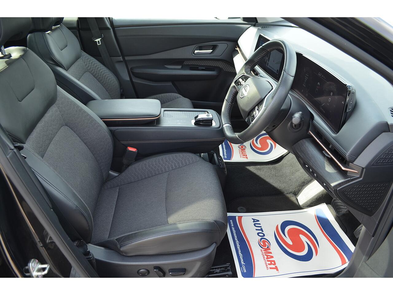 Nissan Ariya view 13