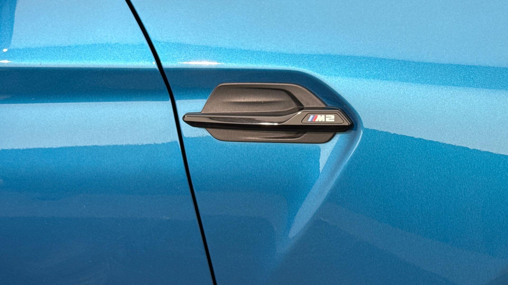BMW M2 view 32