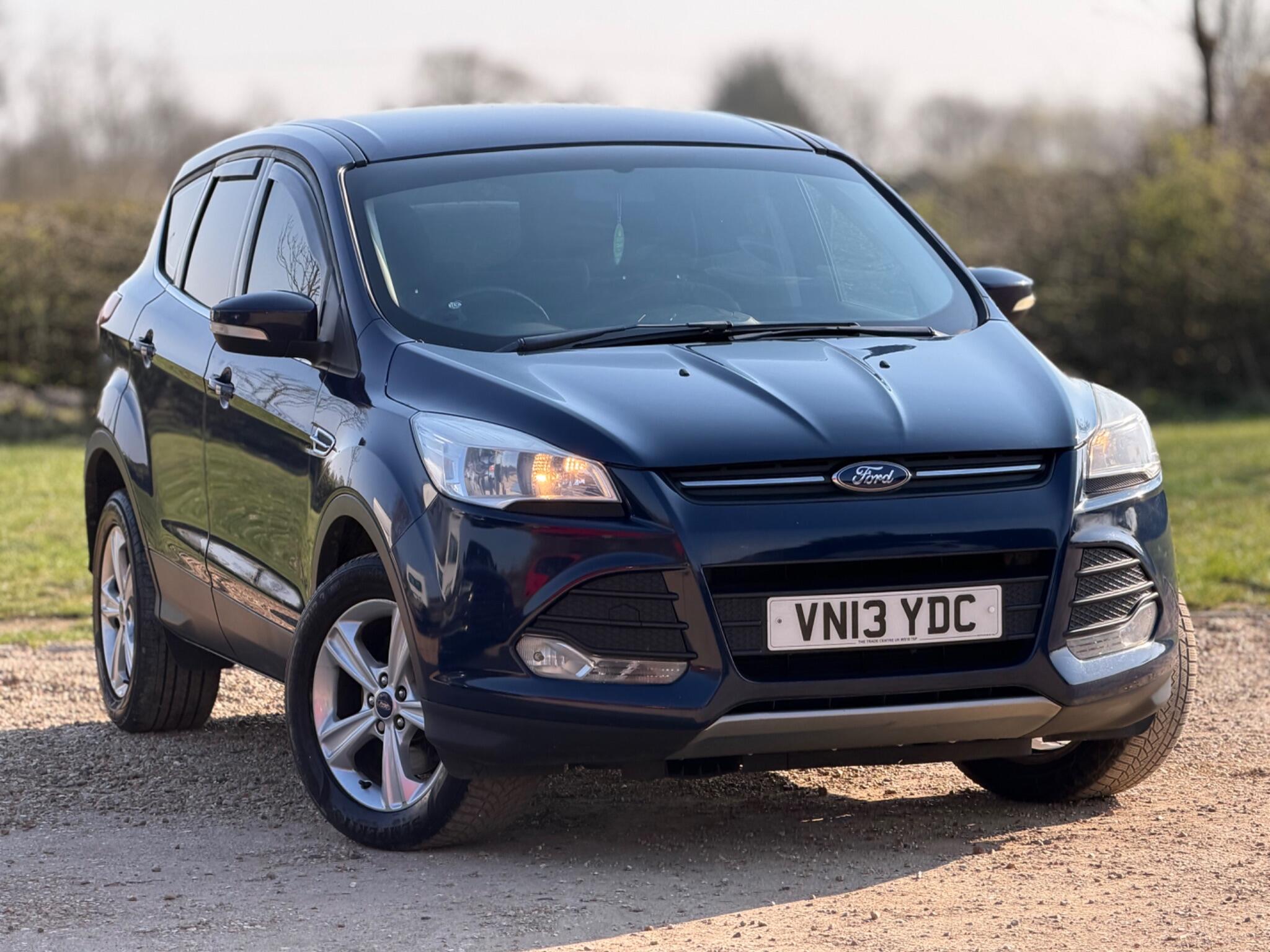 2013 Ford Kuga 2.0 TDCi Zetec 2WD Euro 5 5dr image 6