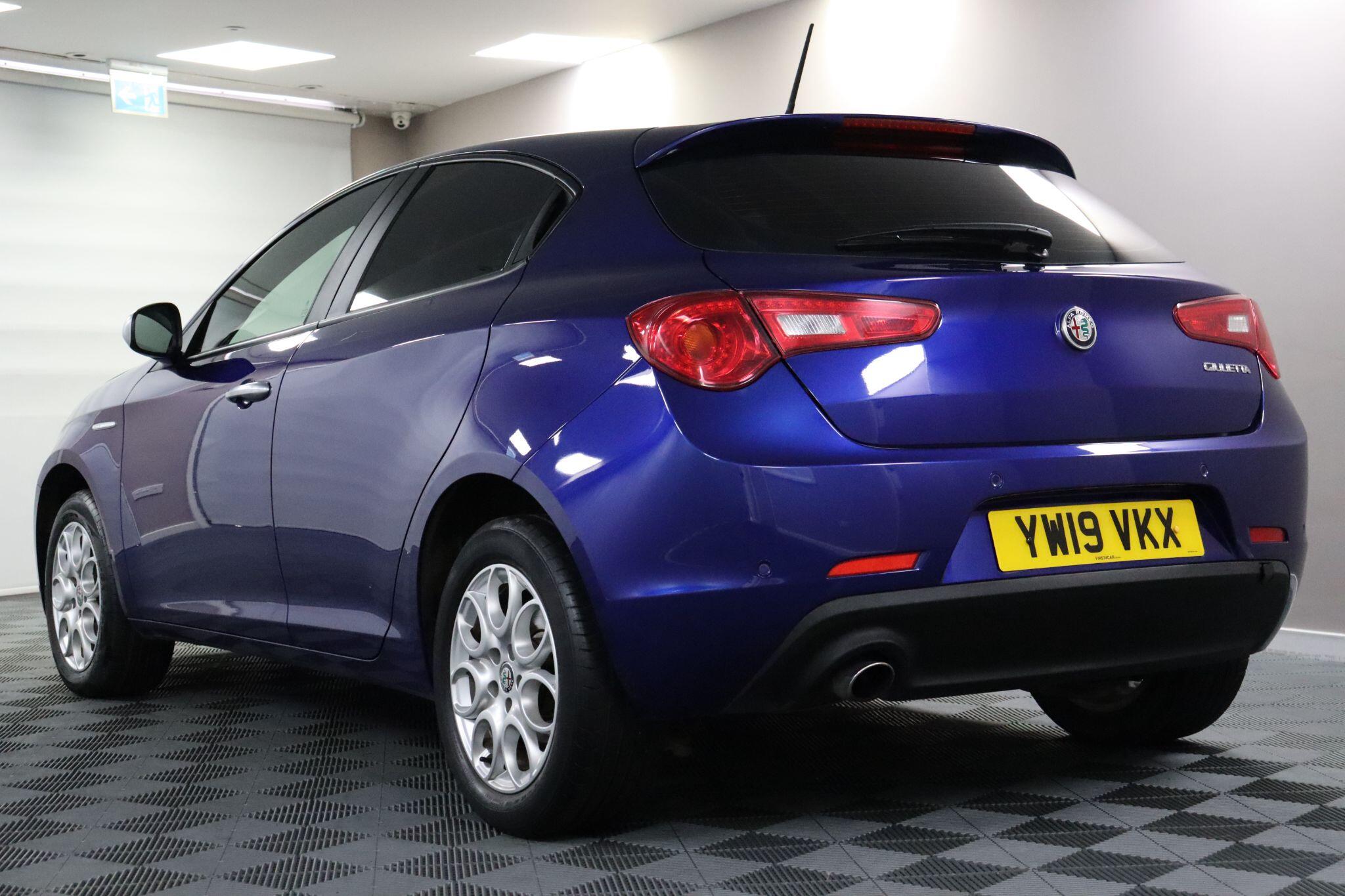 Alfa Romeo Giulietta view 21