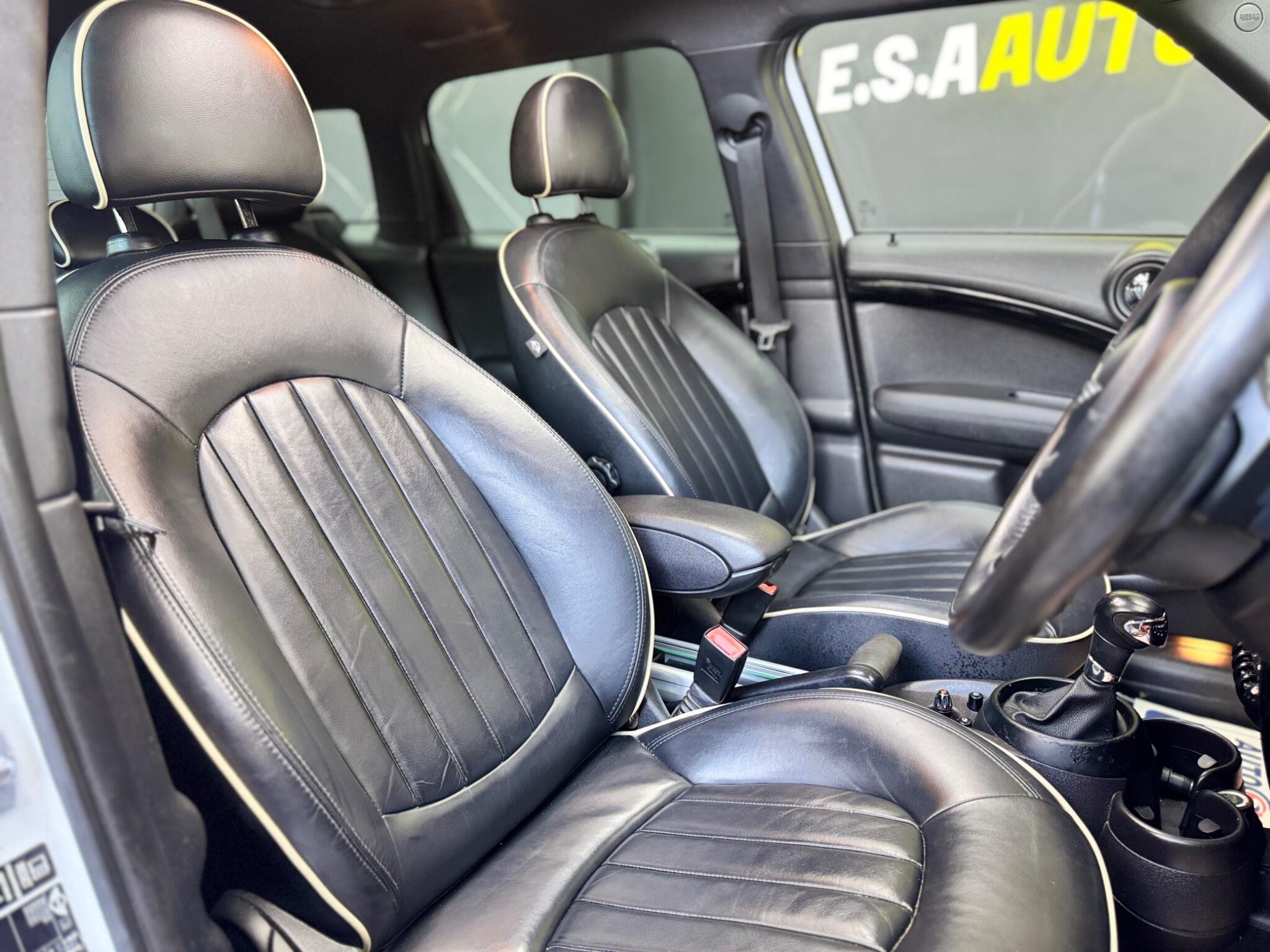 Mini Countryman view 38
