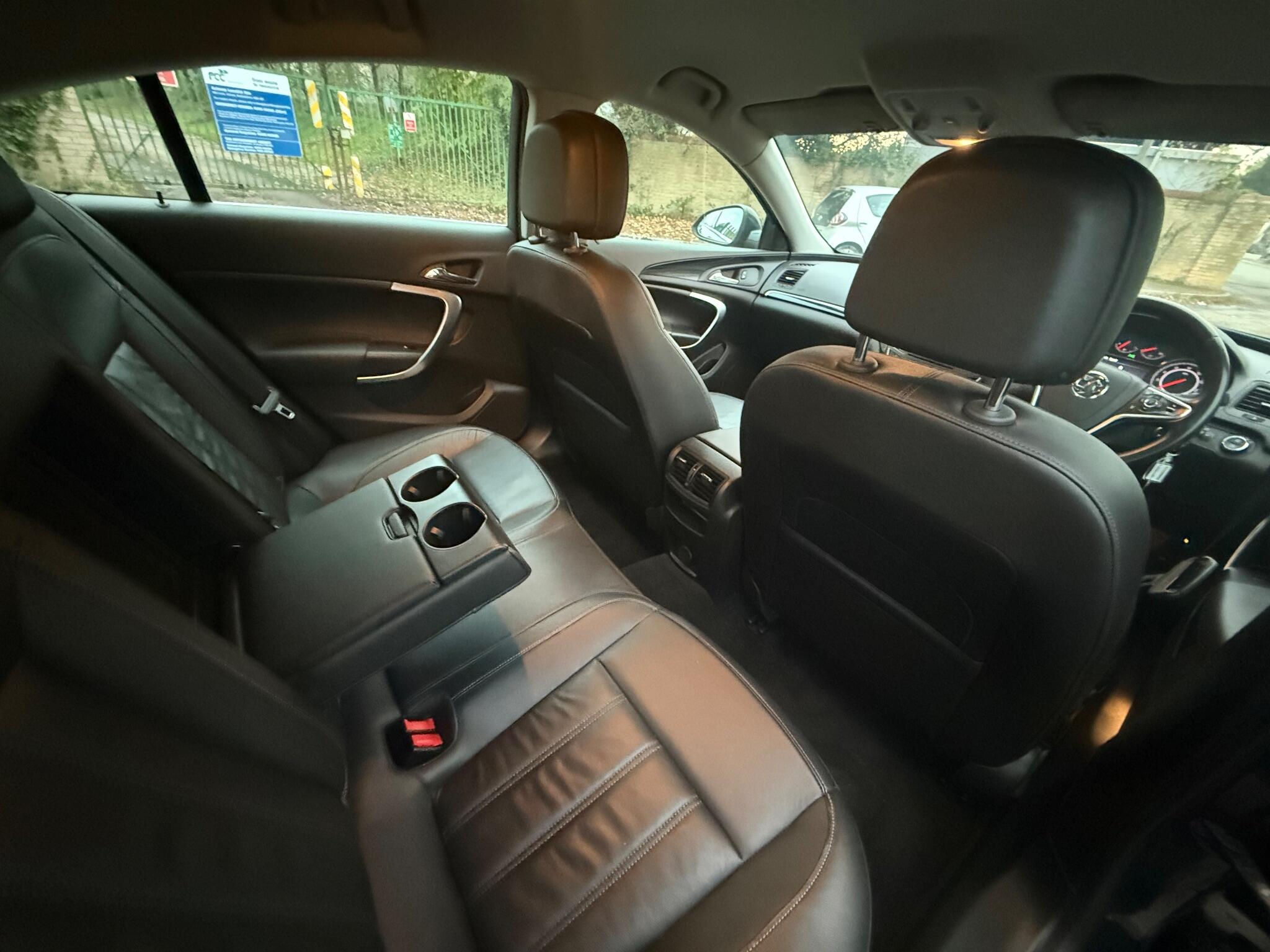 2013 Vauxhall Insignia image 22