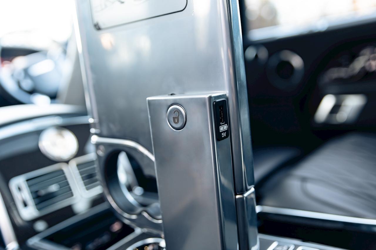 Land Rover Range Rover view 22