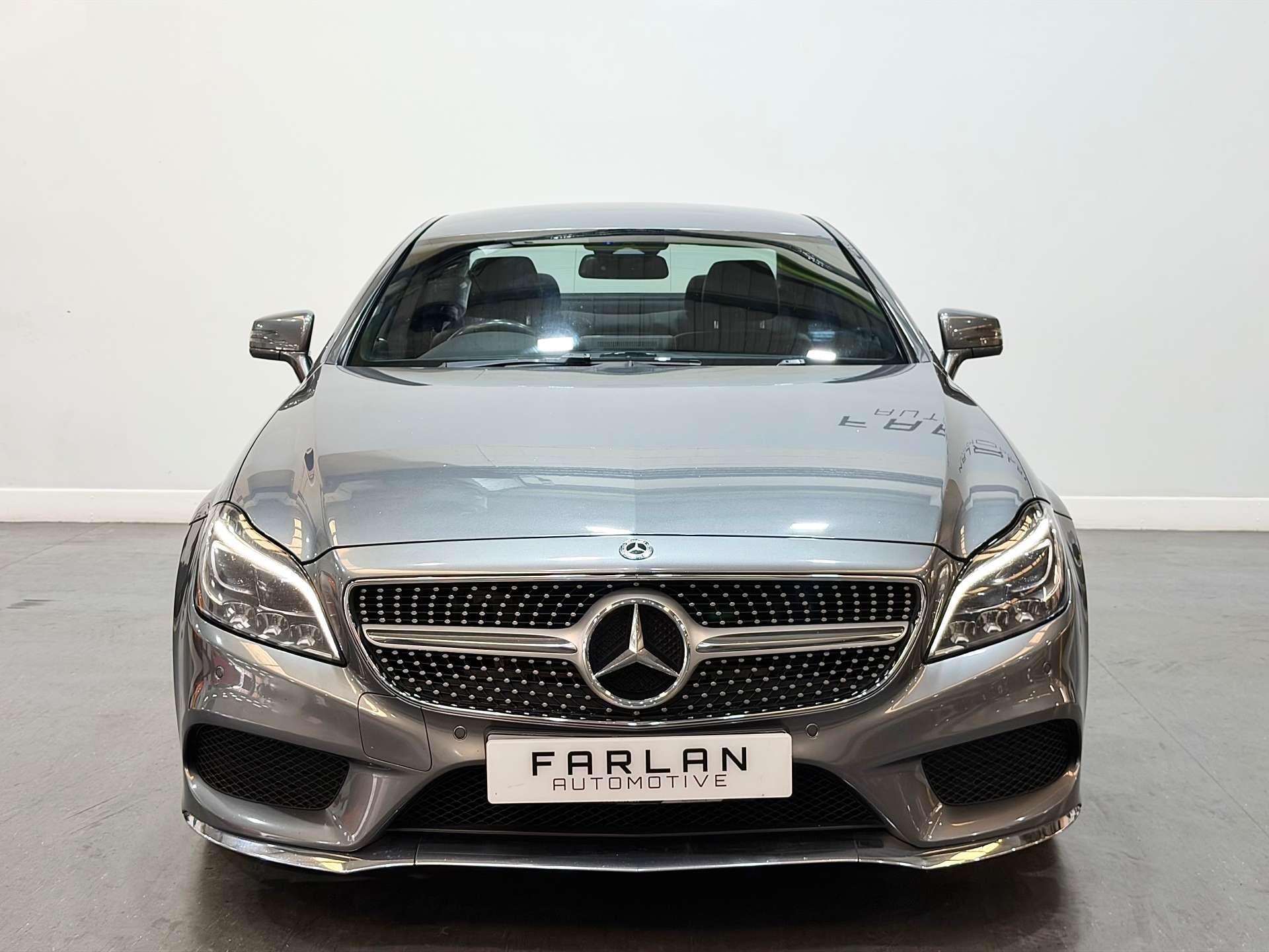 Mercedes-Benz CLS view 11