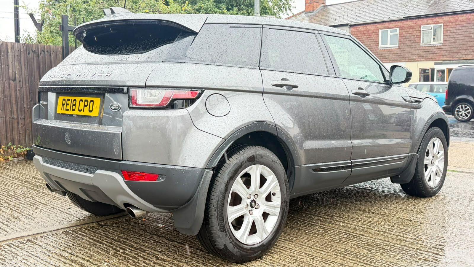 Land Rover Range Rover Evoque view 10