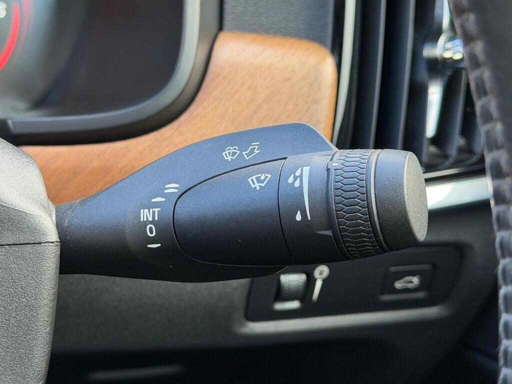 Volvo S90 view 51