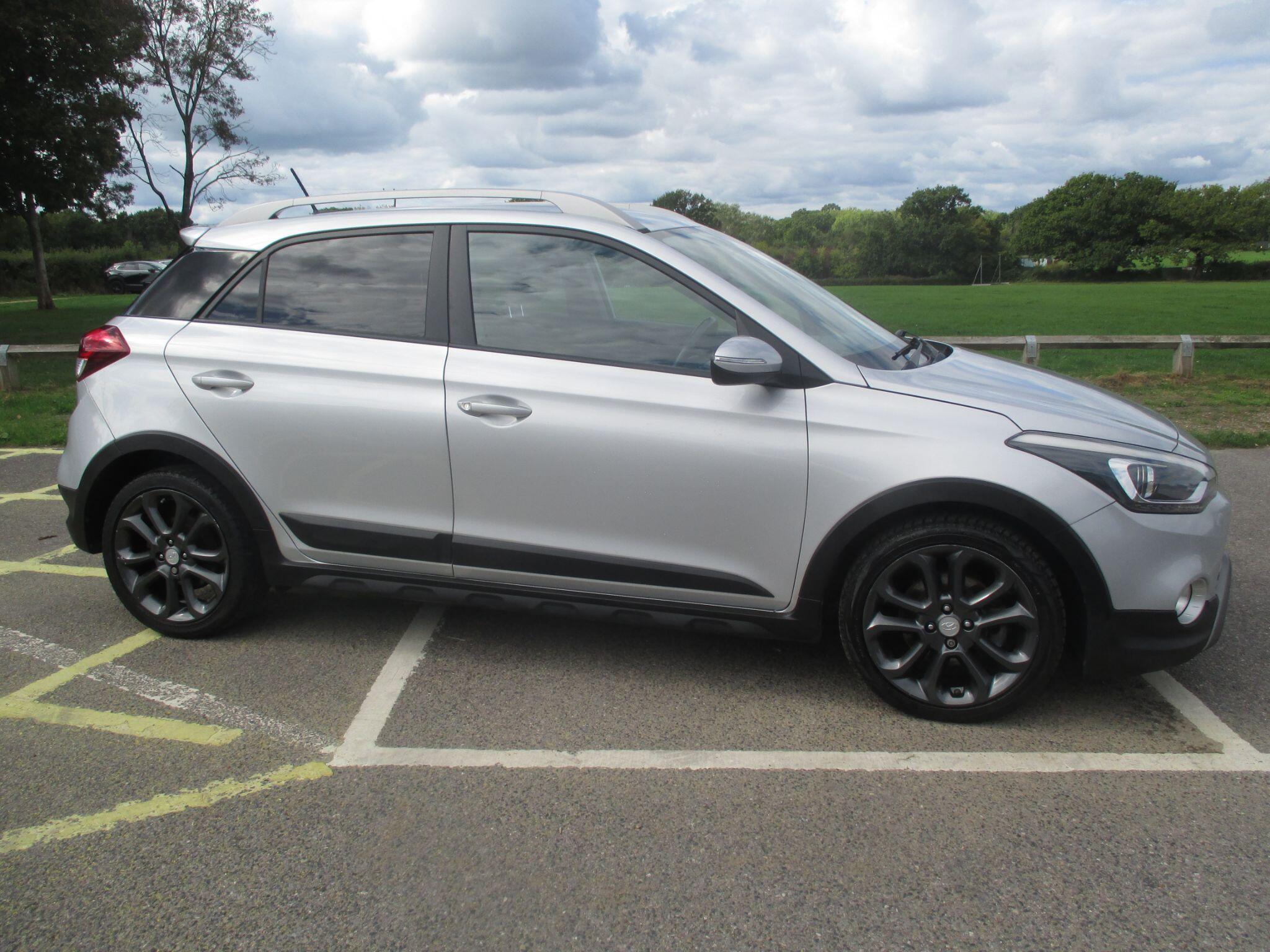 Hyundai I20 view 5