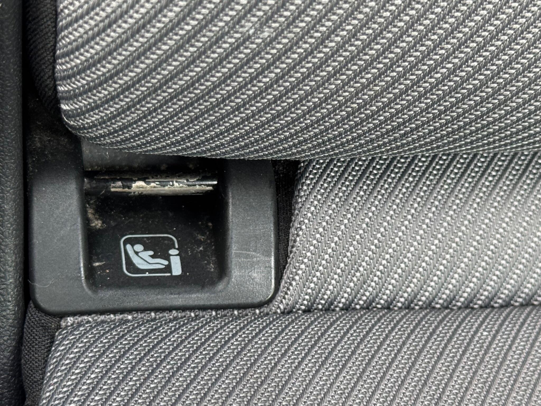 Volkswagen Tiguan view 30