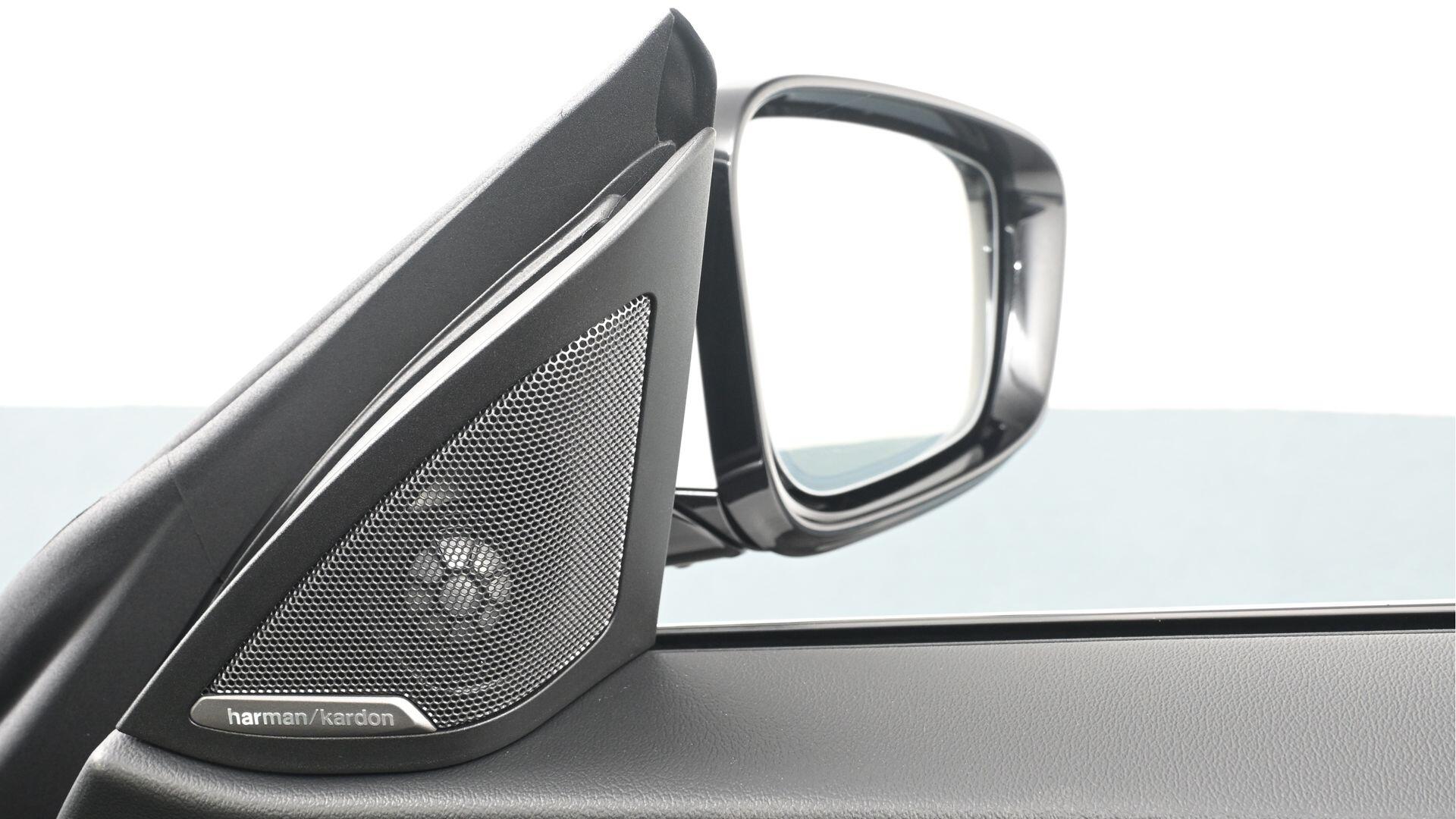 BMW i4 view 20