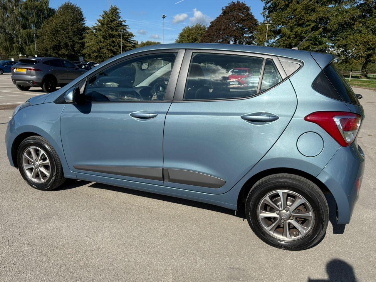 Hyundai I10 view 25