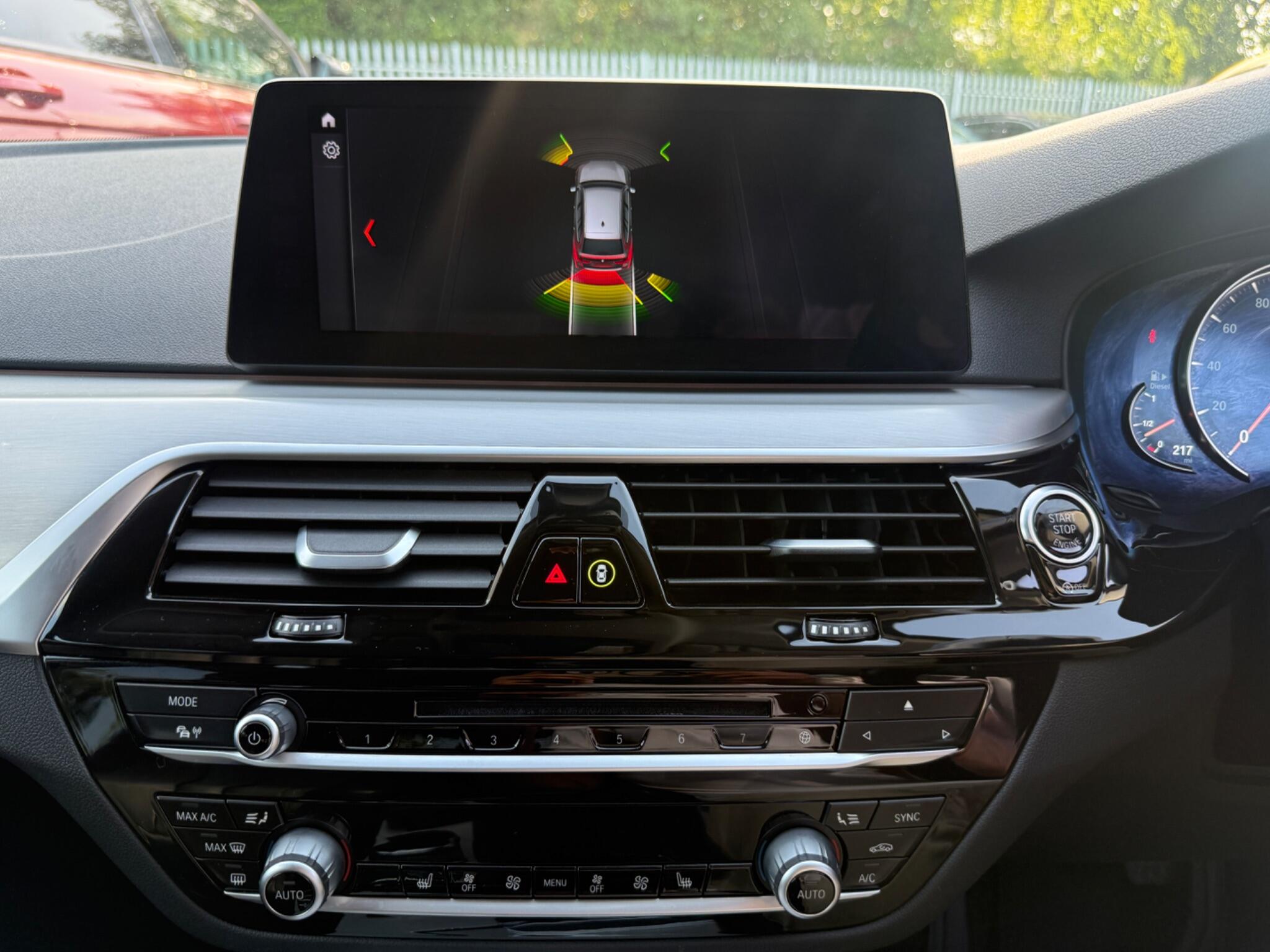 2017 BMW 5 Series image 47