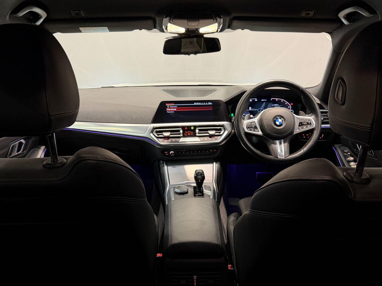 BMW 3 Series view 38