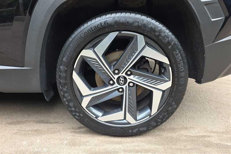 Hyundai Tucson view 9