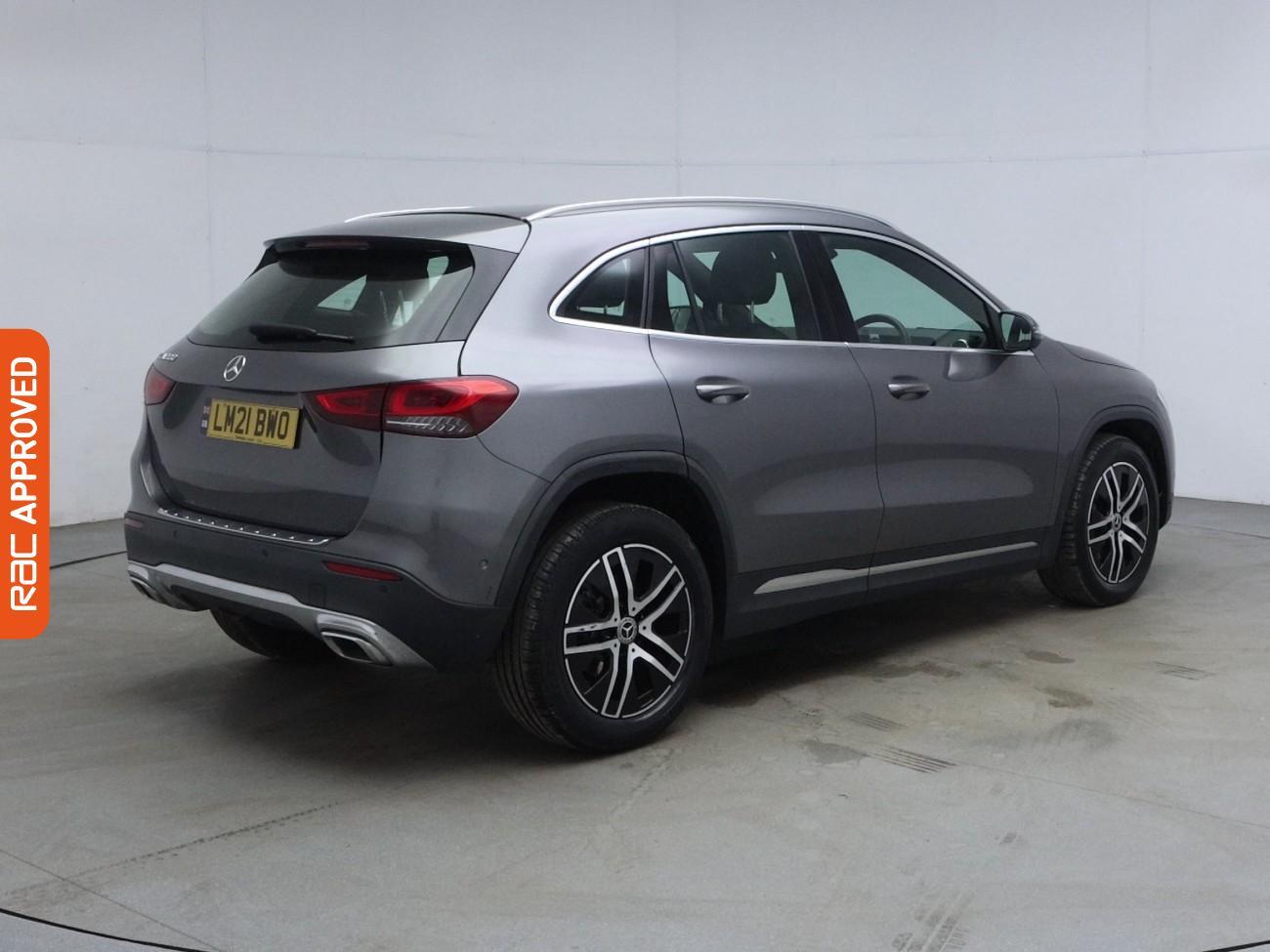 Mercedes-Benz Gla view 29
