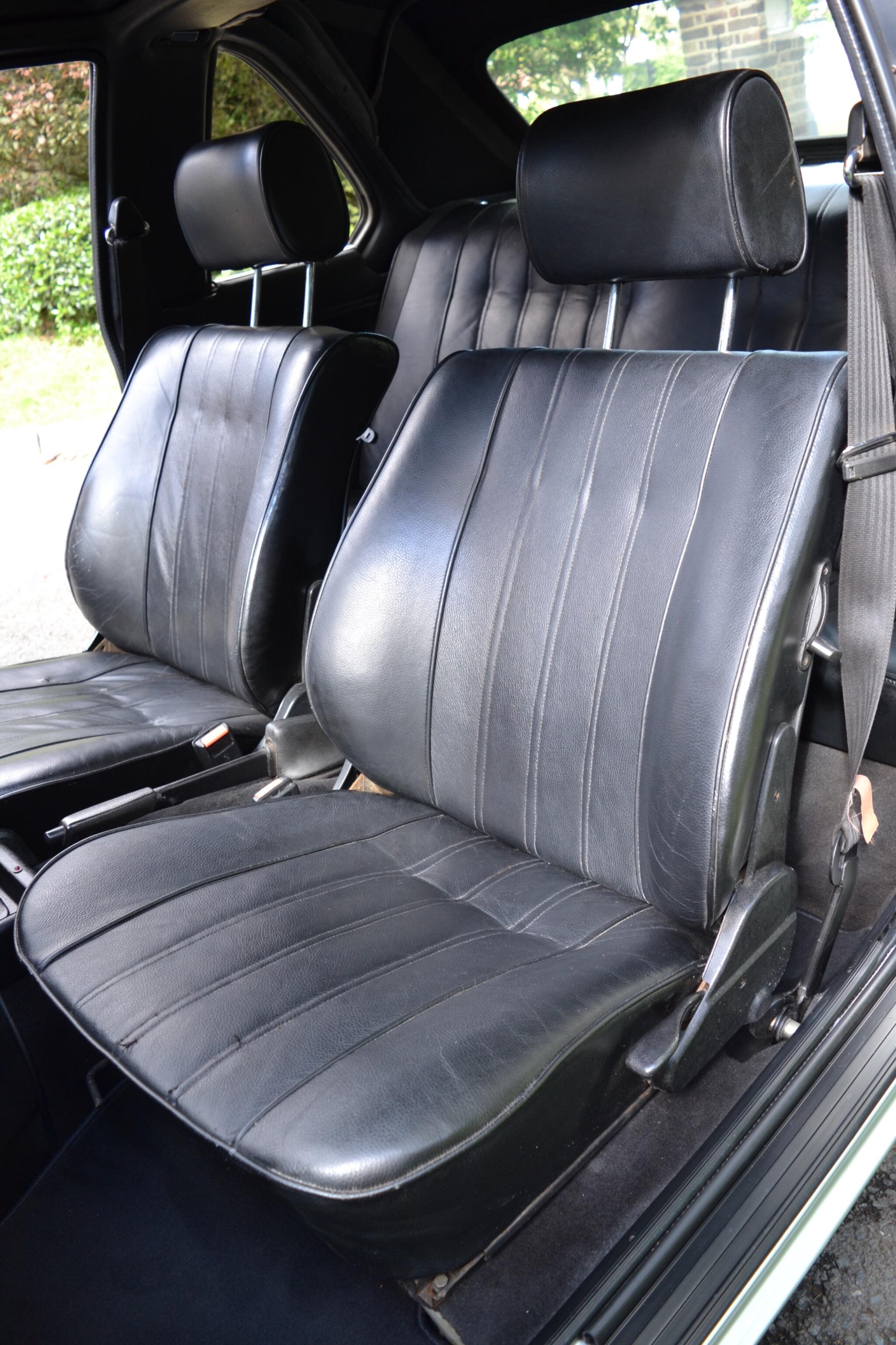 BMW 3 Series view 27