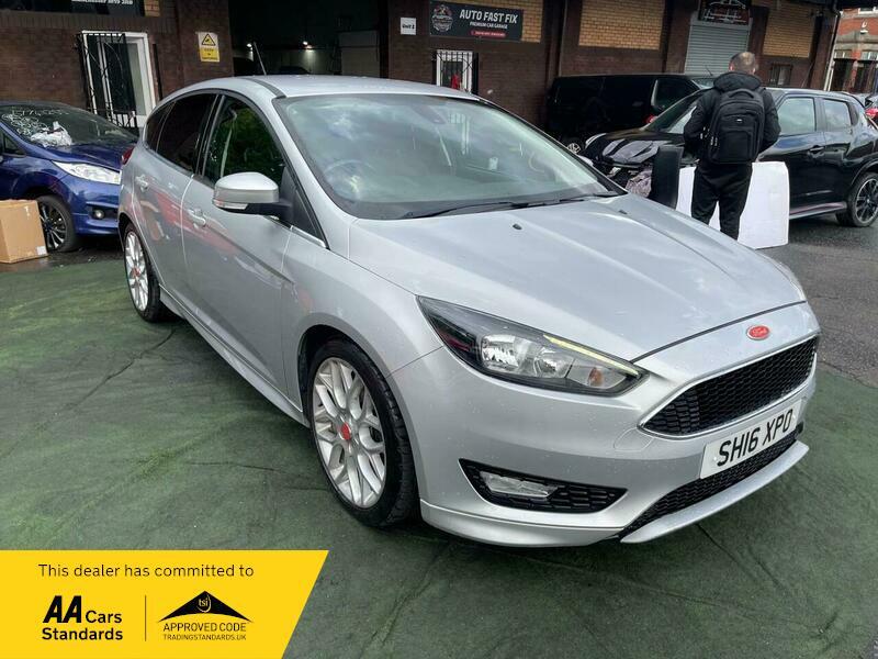 2016 Ford Focus image 22