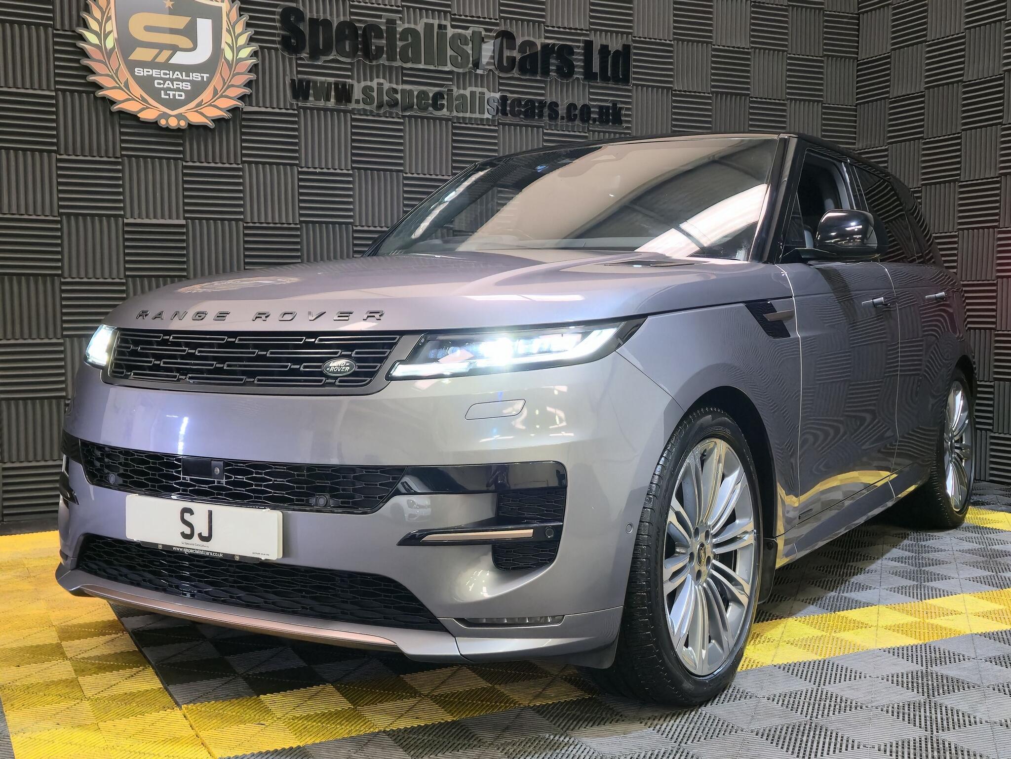 Land Rover Range Rover Sport view 8