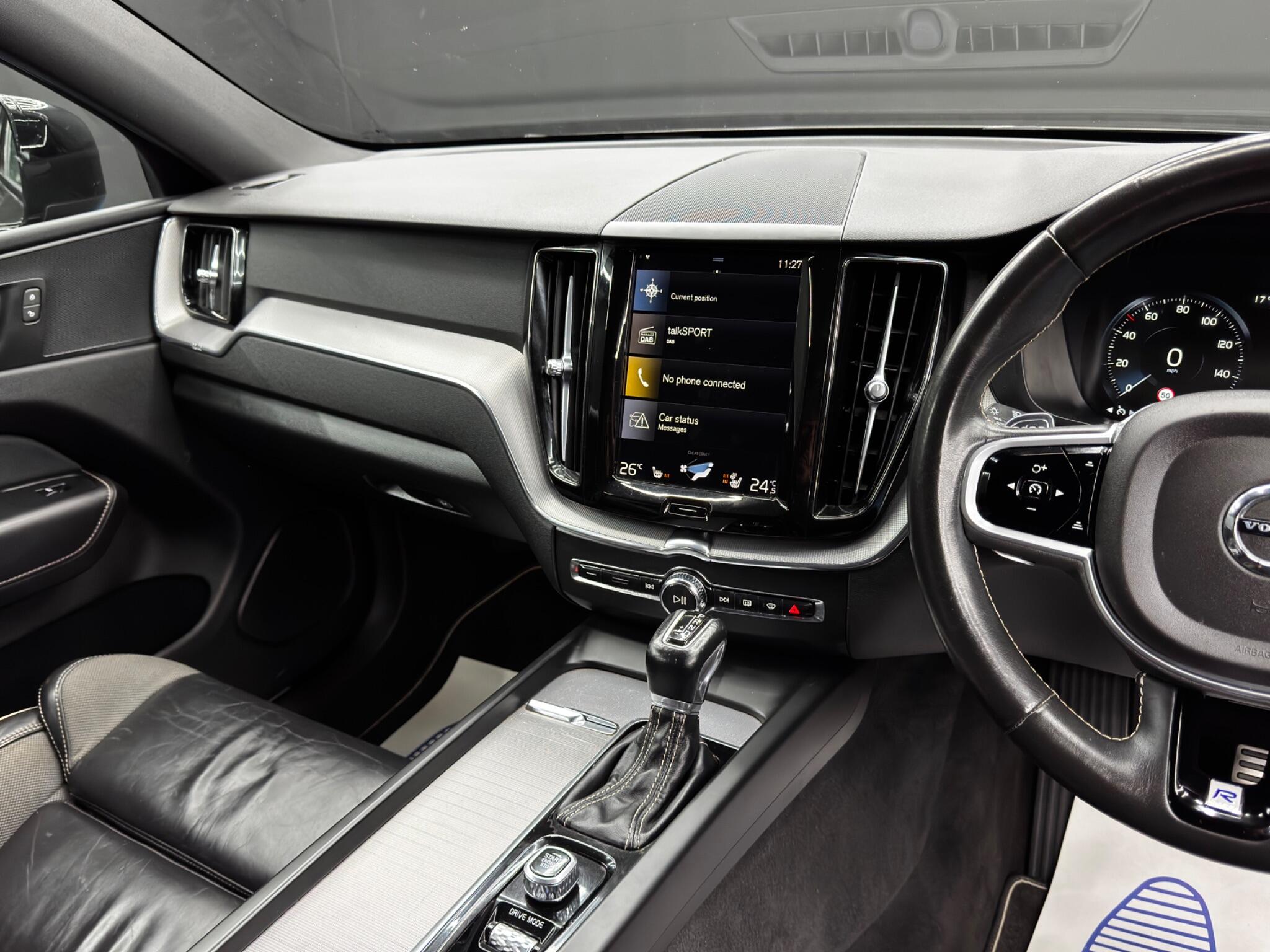 Volvo XC60 view 23