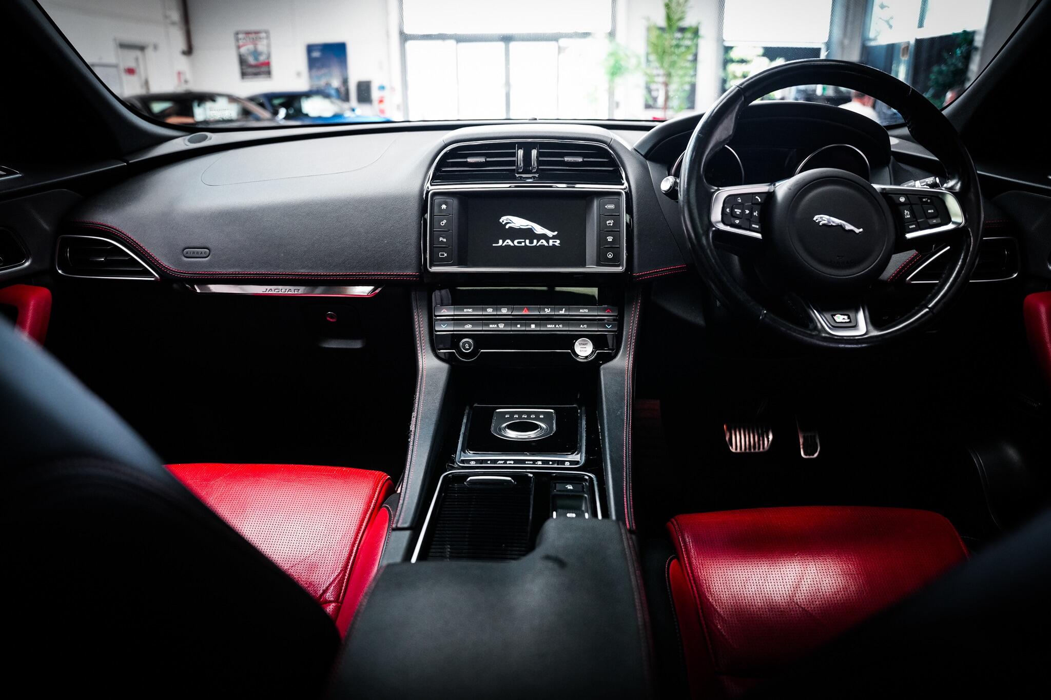 Jaguar F-Pace view 22