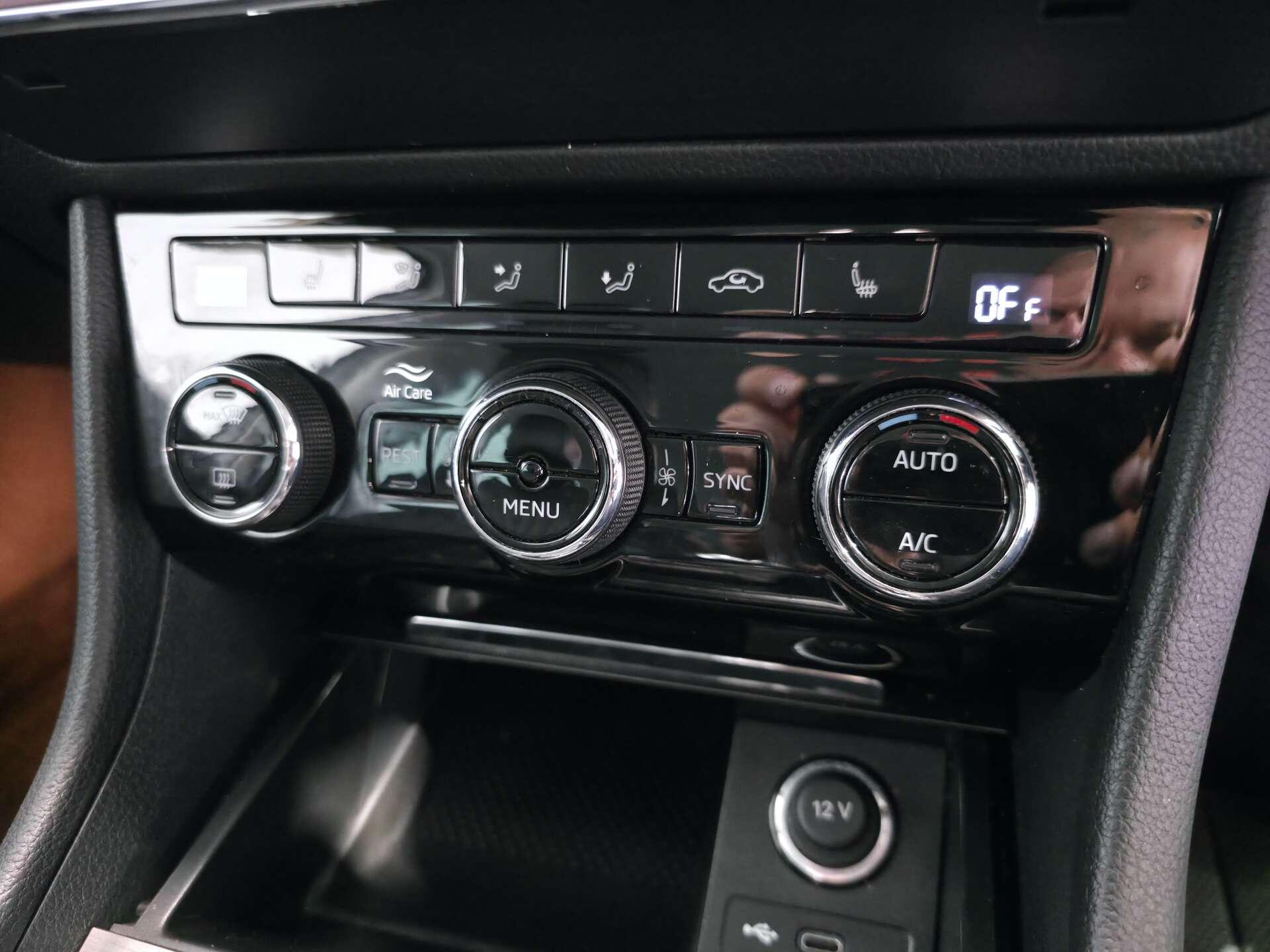 Skoda Superb view 42