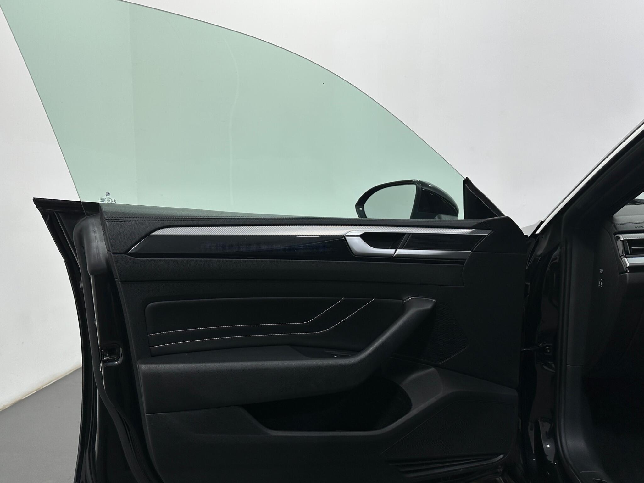 Volkswagen Arteon view 38