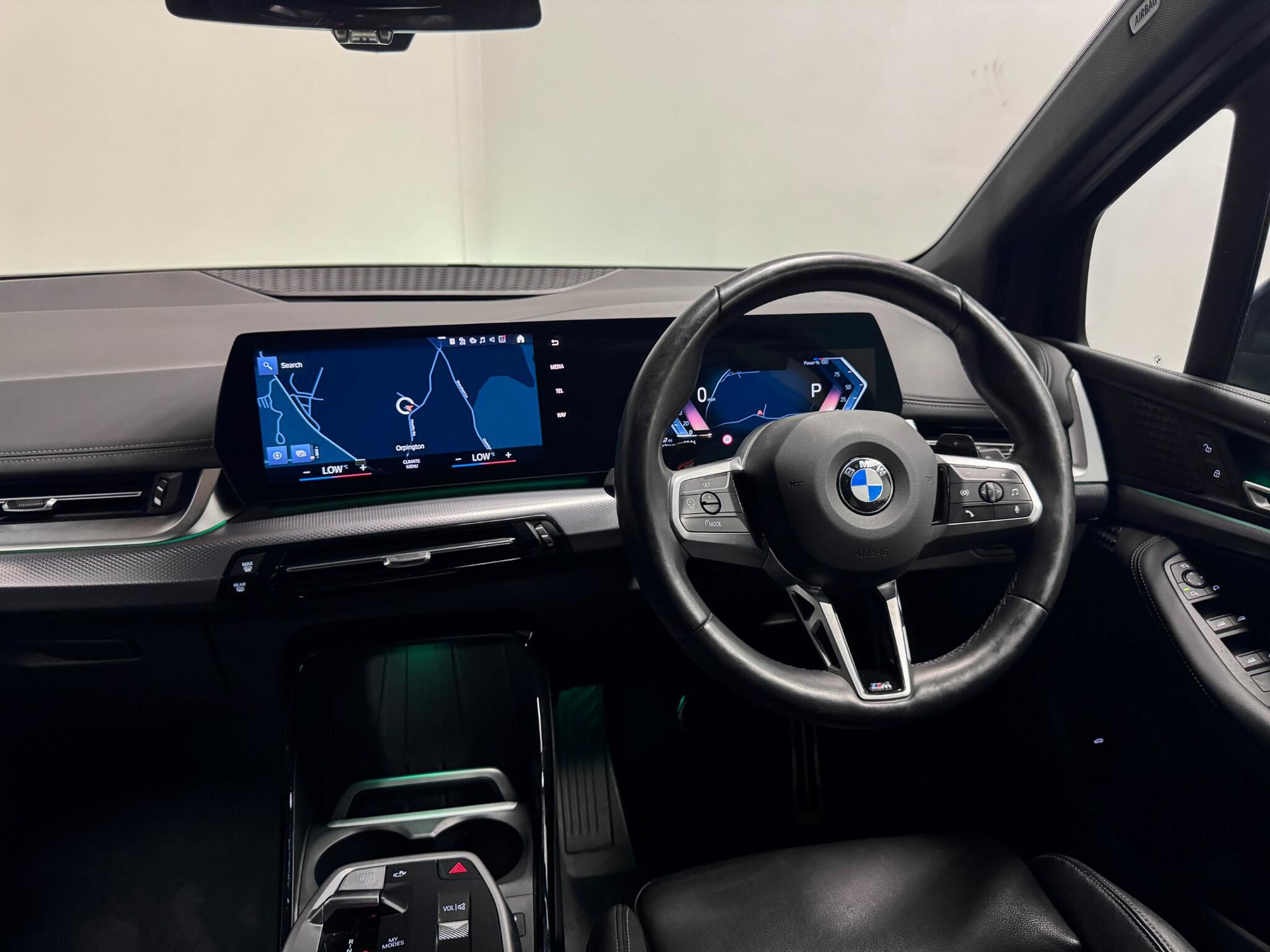 BMW 2 Series view 32