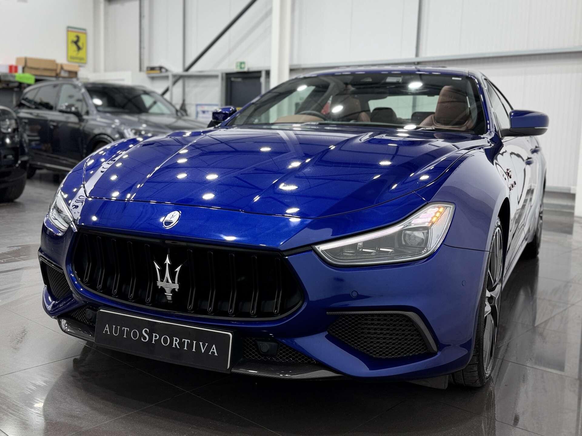 Maserati Ghibli view 9