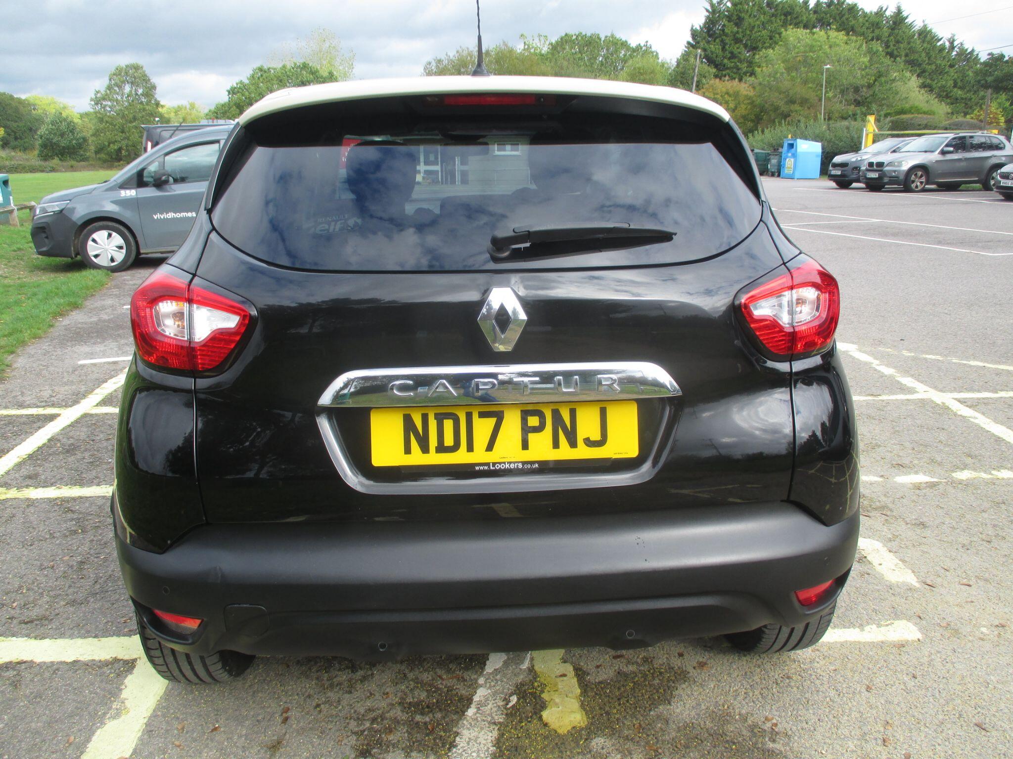 Renault Captur view 10