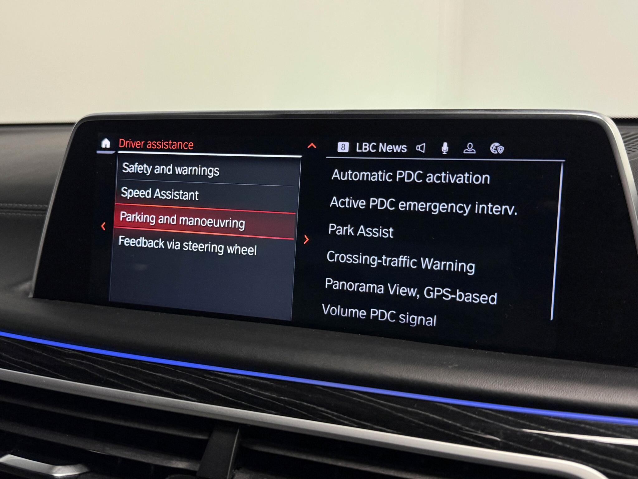 BMW 7 Series view 50