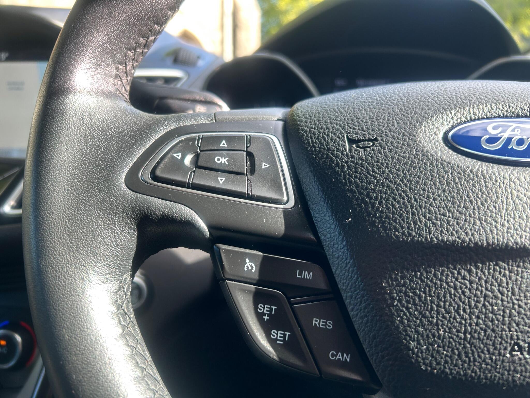 Ford Grand C-Max view 29