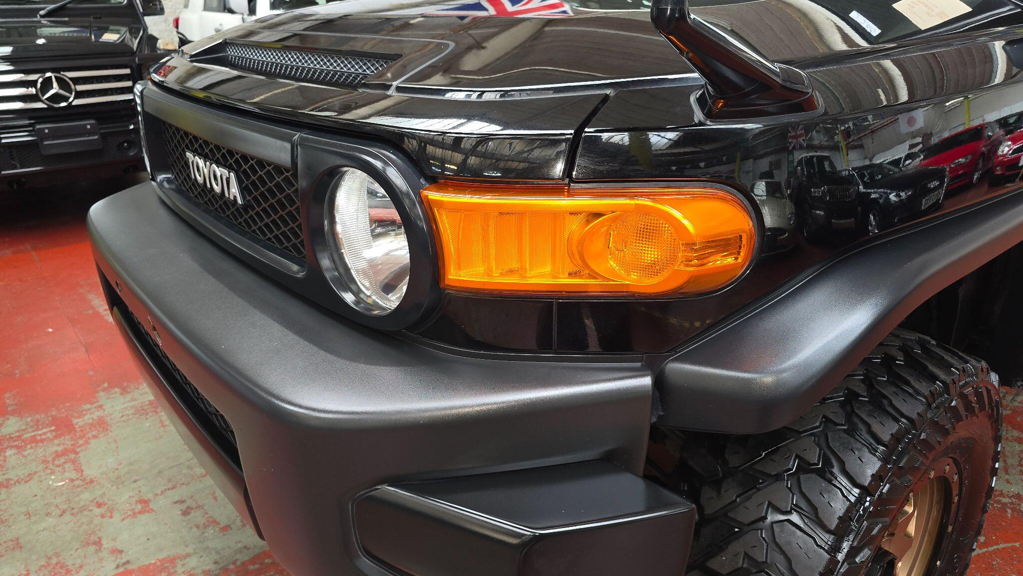 Toyota FJ Cruiser view 46