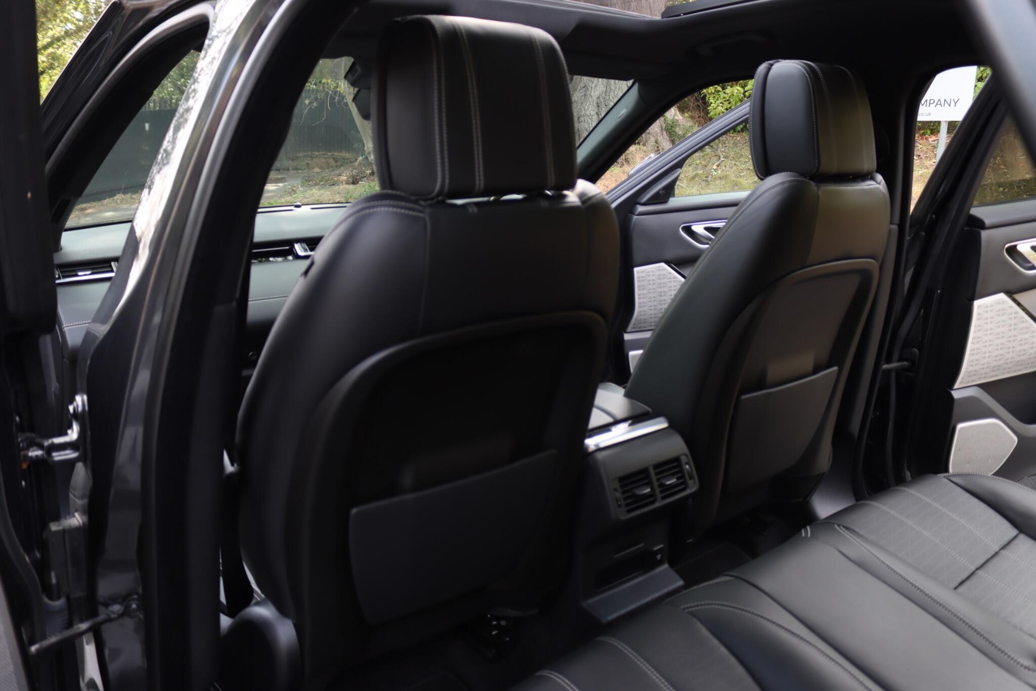 Land Rover Range Rover Velar view 3